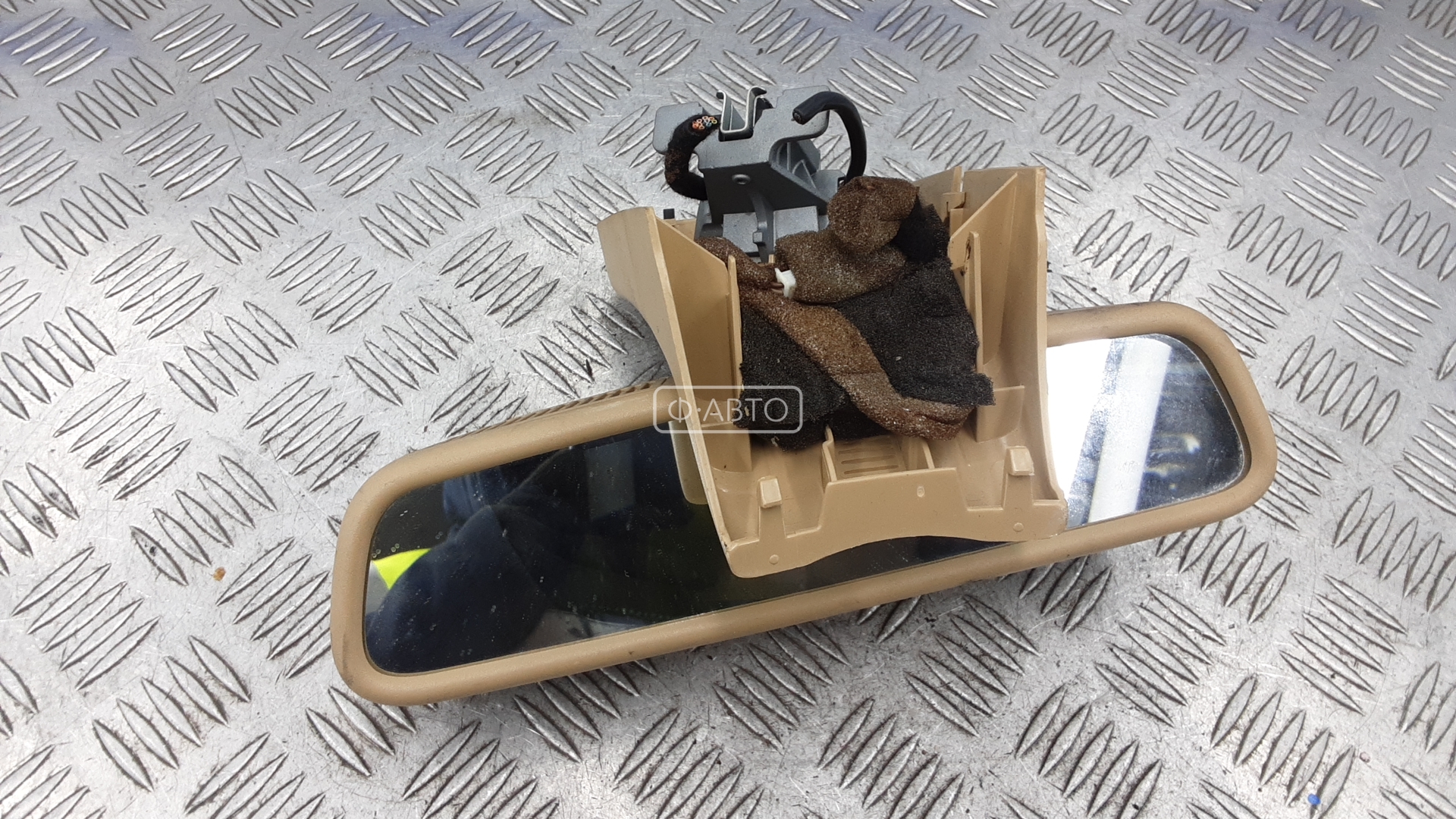 Зеркало салона