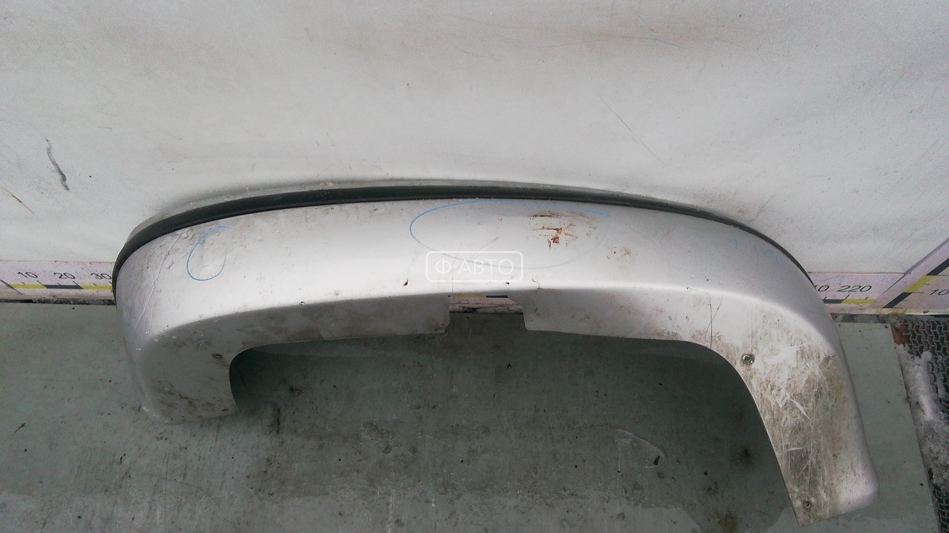 Бампер задний