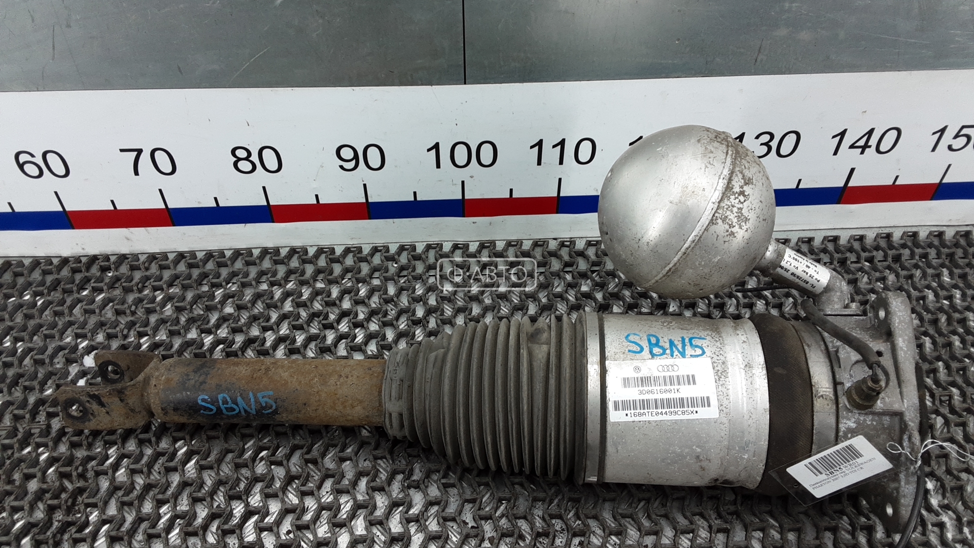 Стойка задняя левая