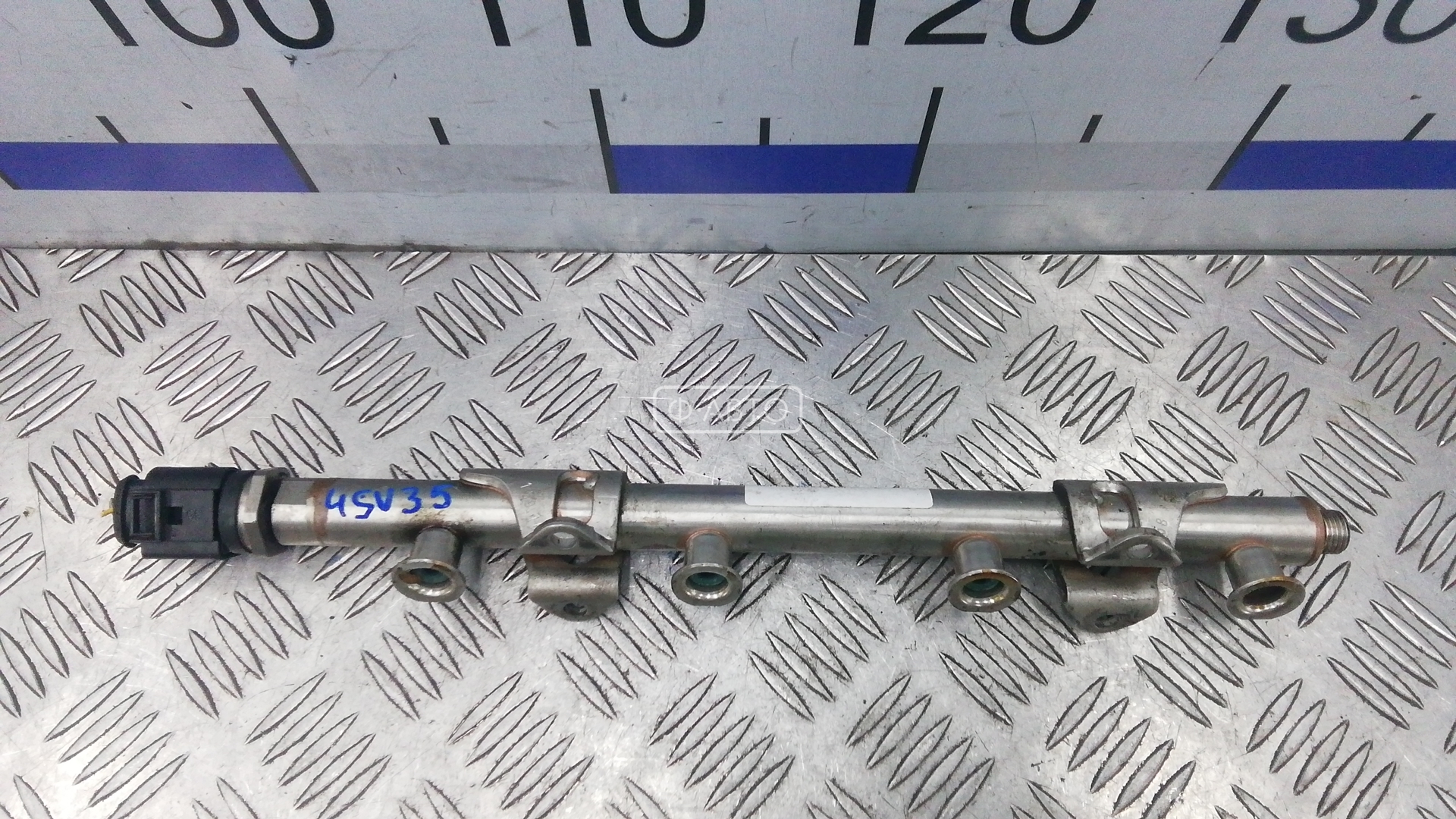 Топливная рампа бензиновая