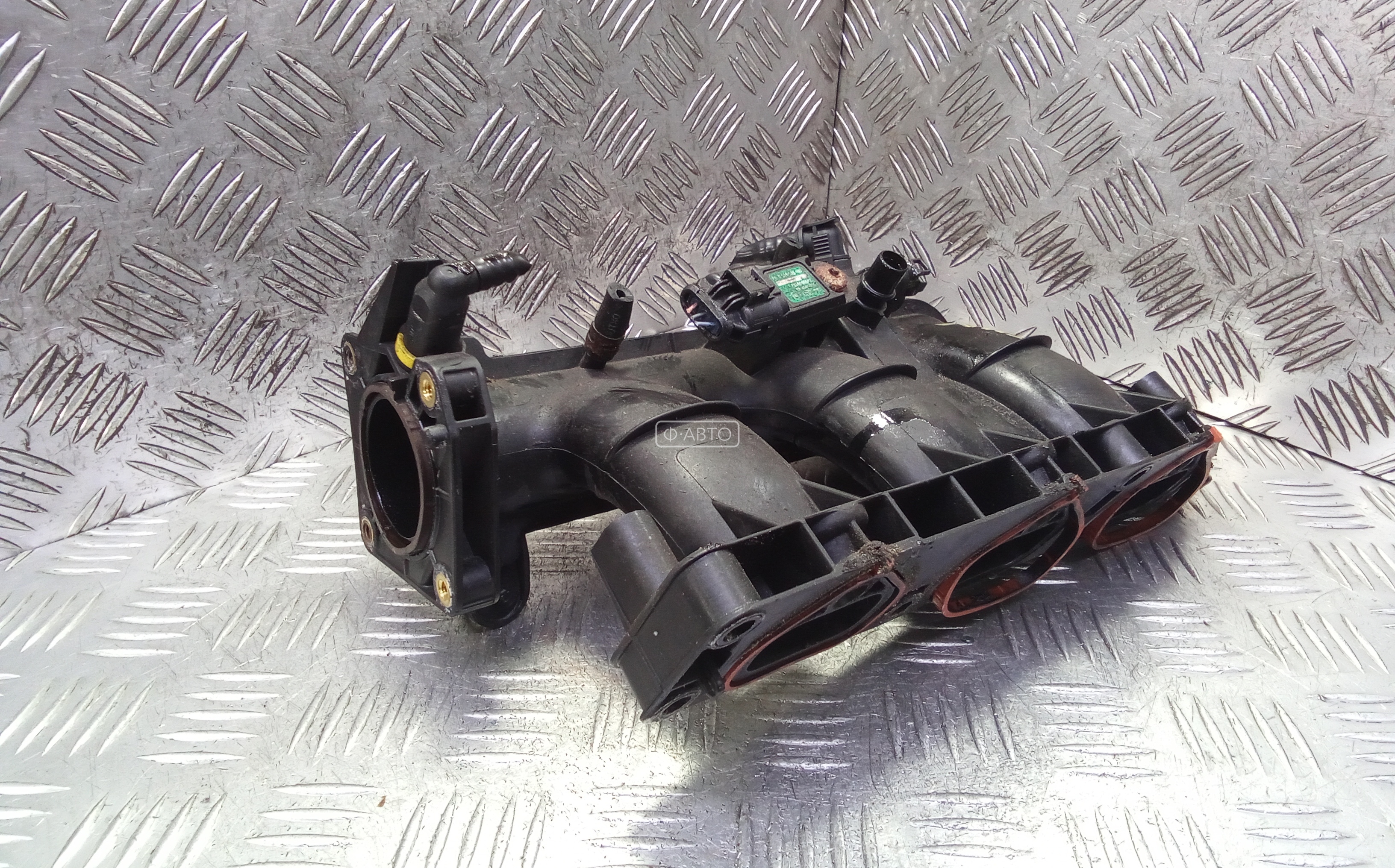 Впускной коллектор бензиновый