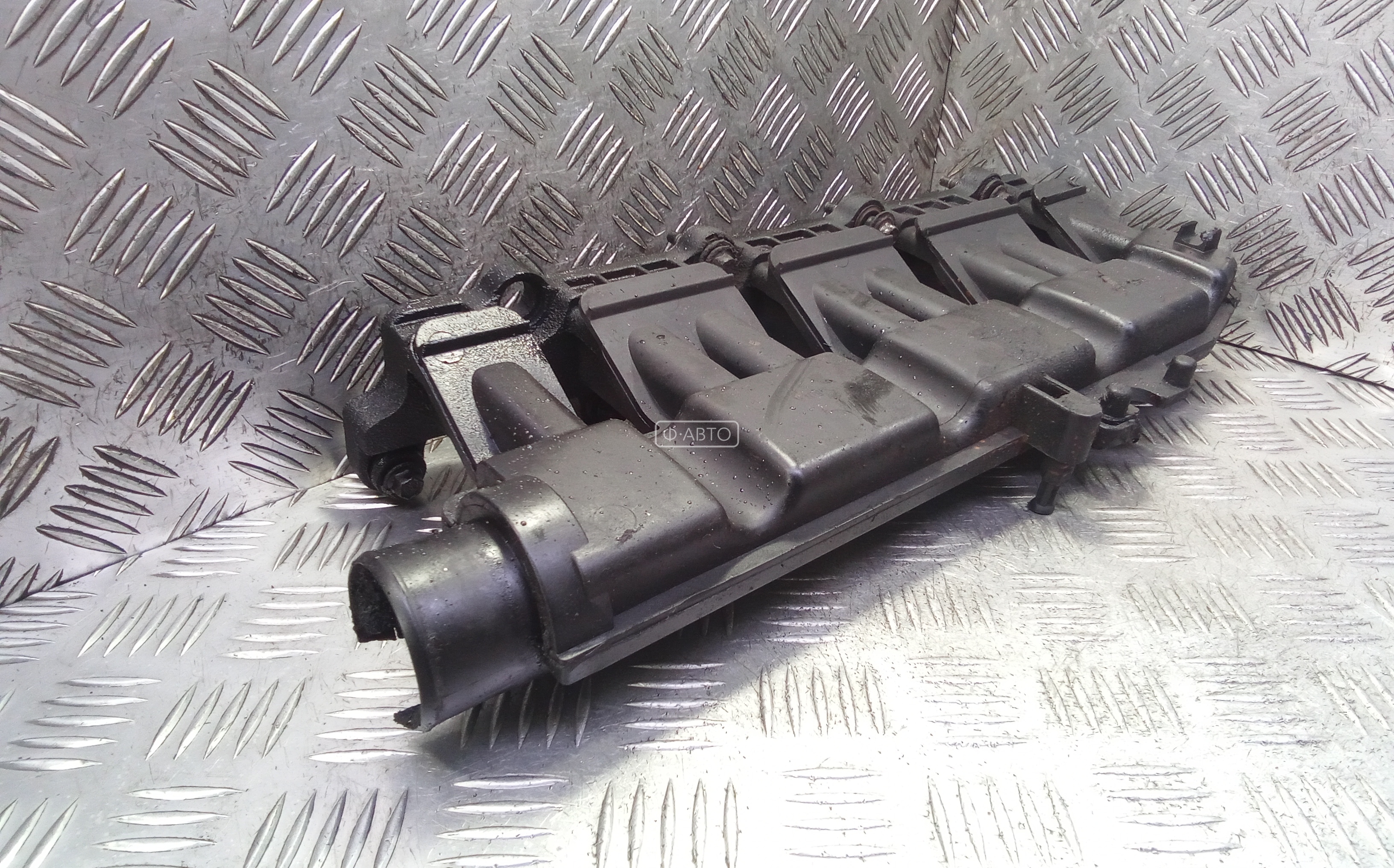 Впускной коллектор дизельный