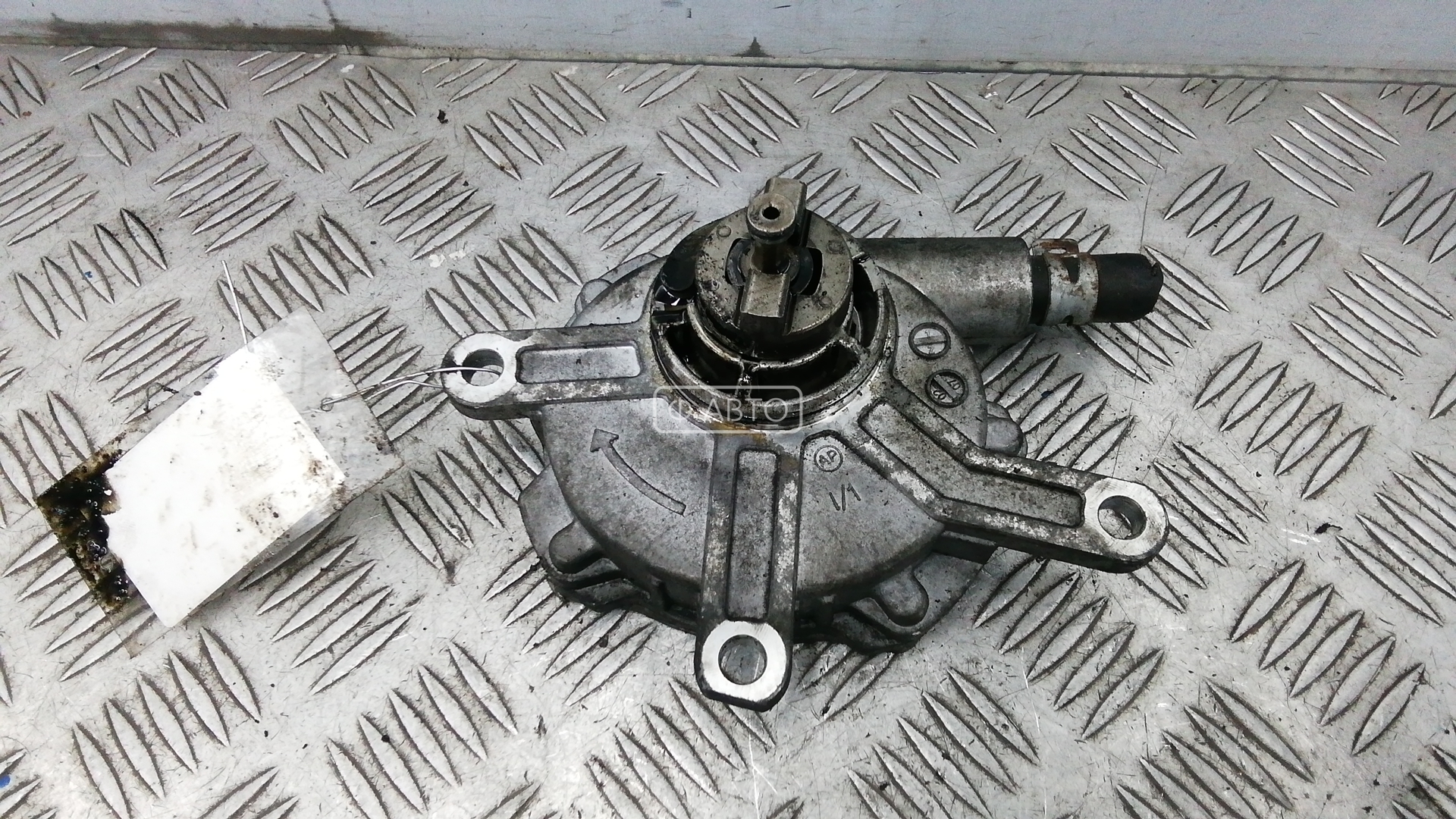 Насос вакуумный