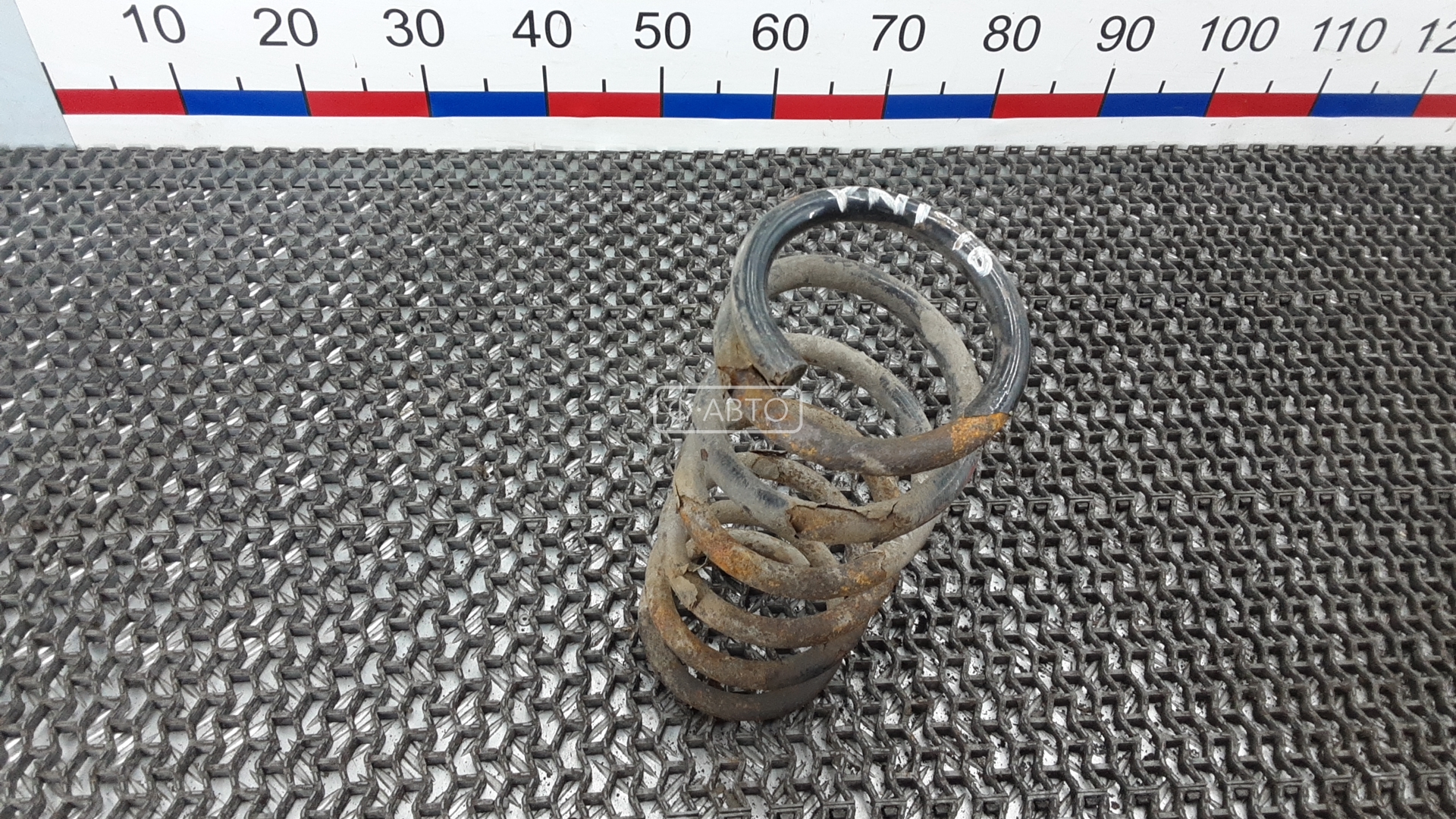 Пружина задняя