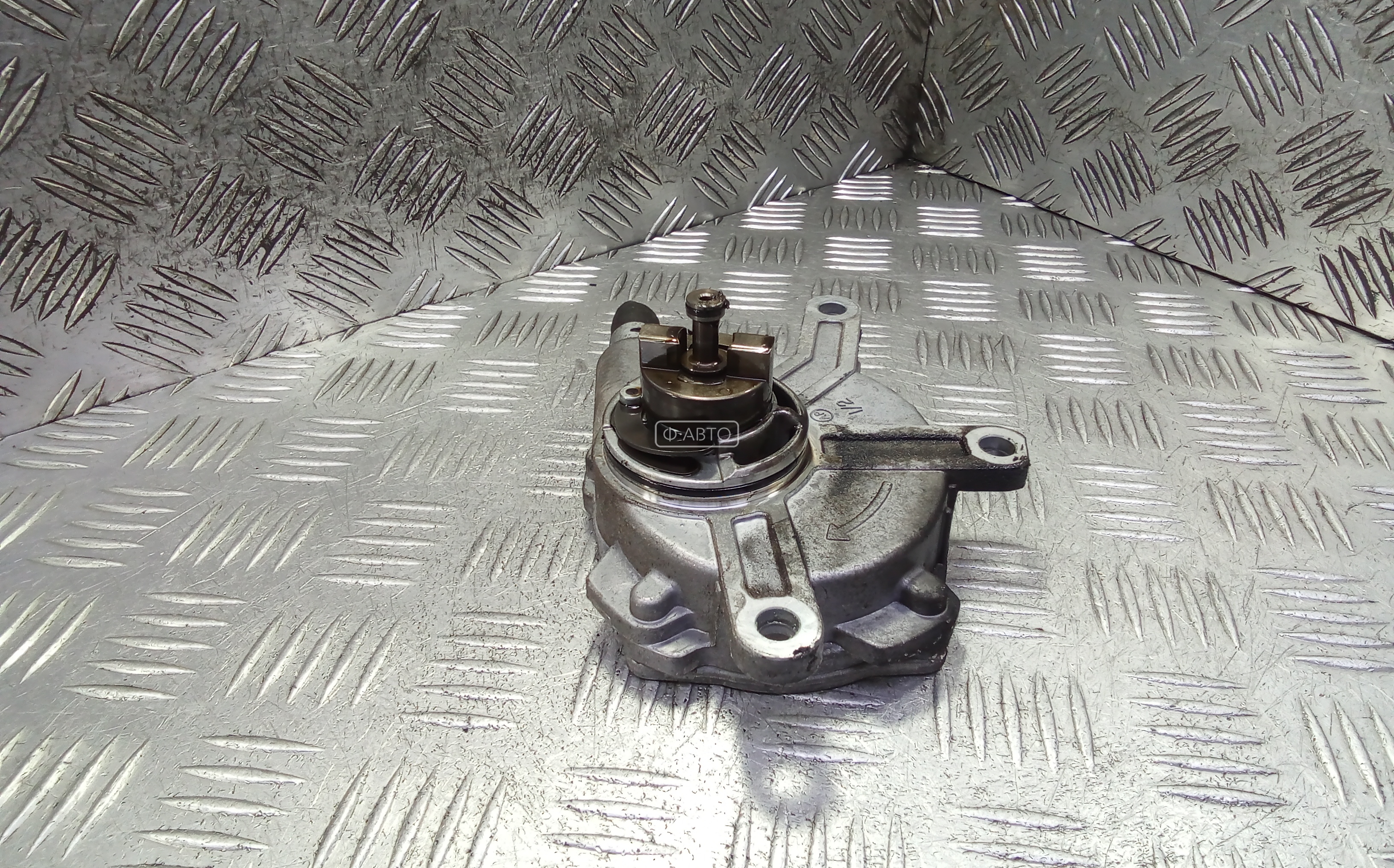 Насос вакуумный