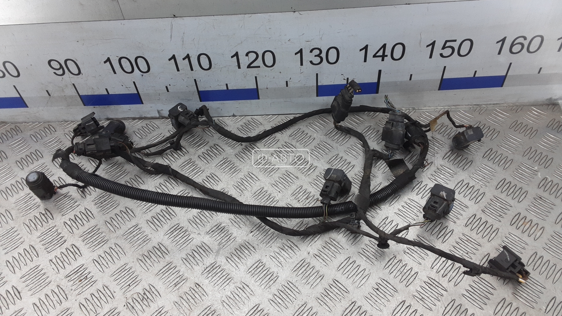 Парктроник передний