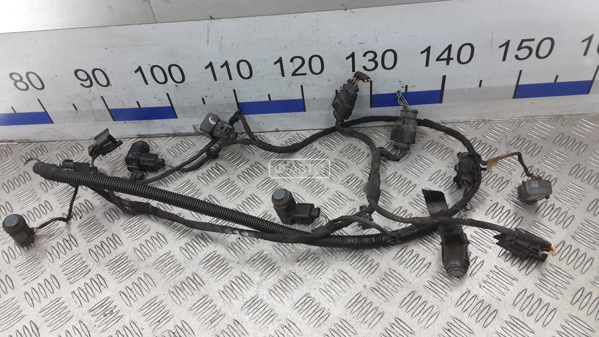 Парктроник передний