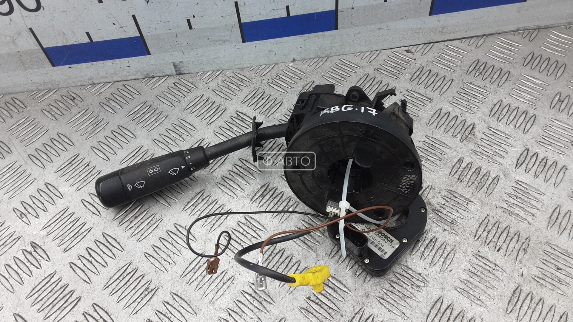 Переключатель поворотов и дворников (стрекоза)