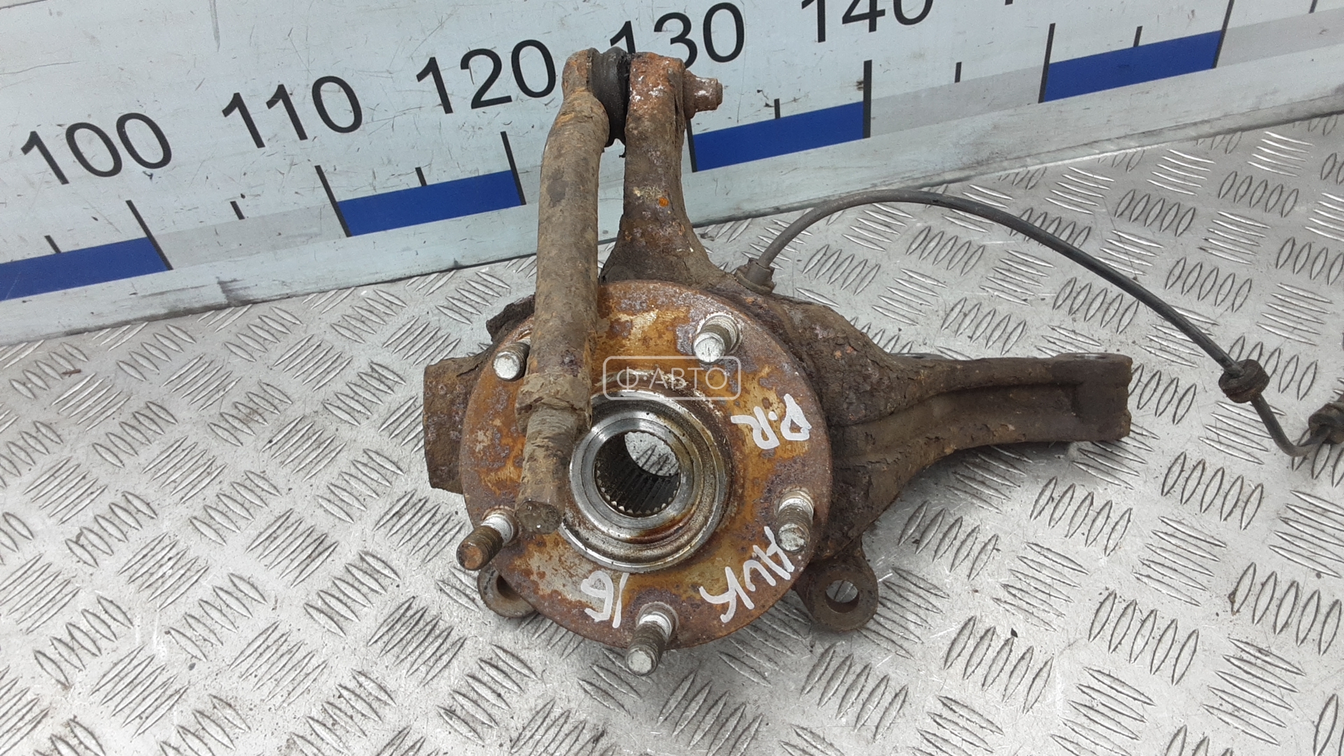 Ступица передняя правая