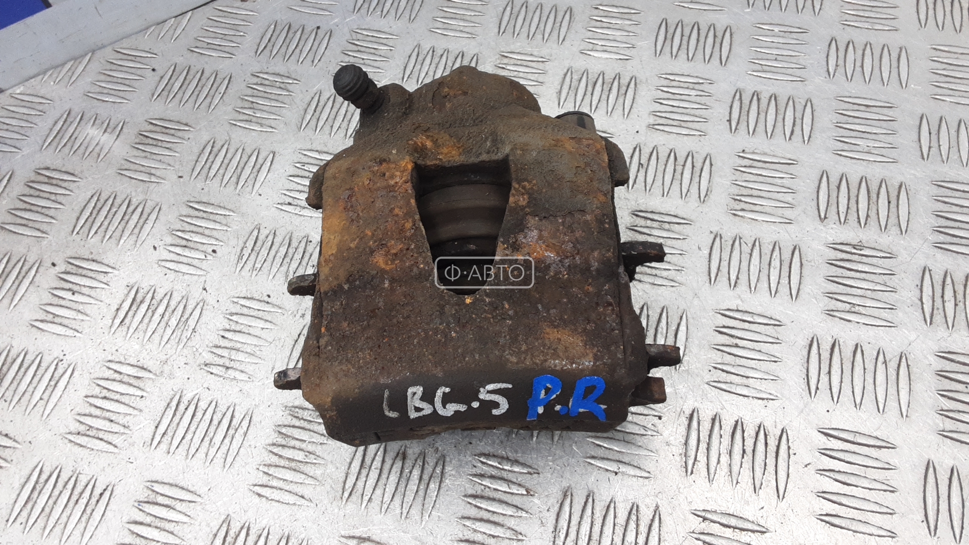 Суппорт тормозной передний правый