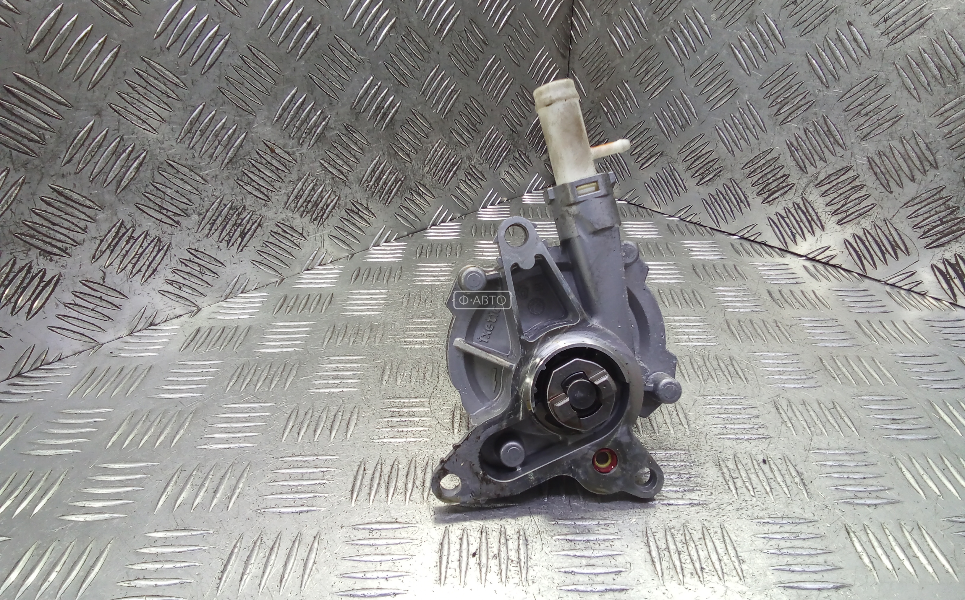 Насос вакуумный