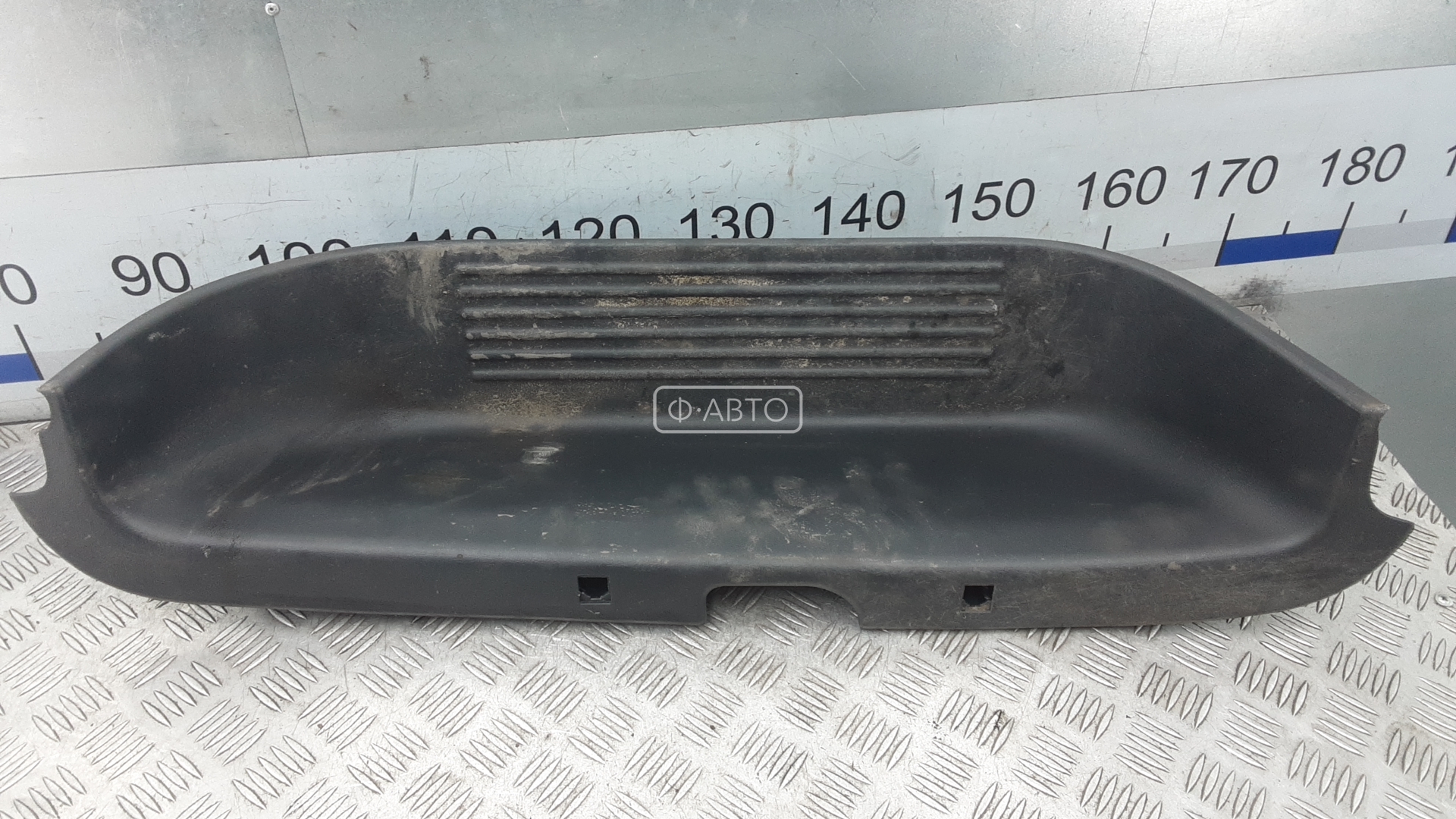 Накладка порога внутренняя левая