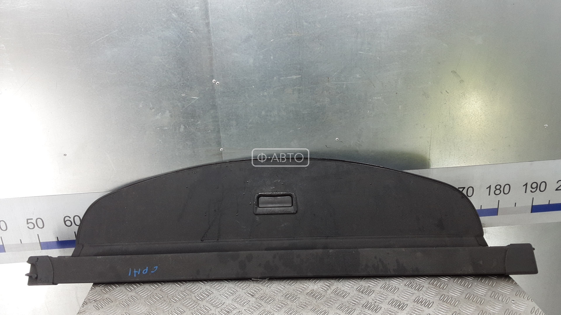 Шторка багажника