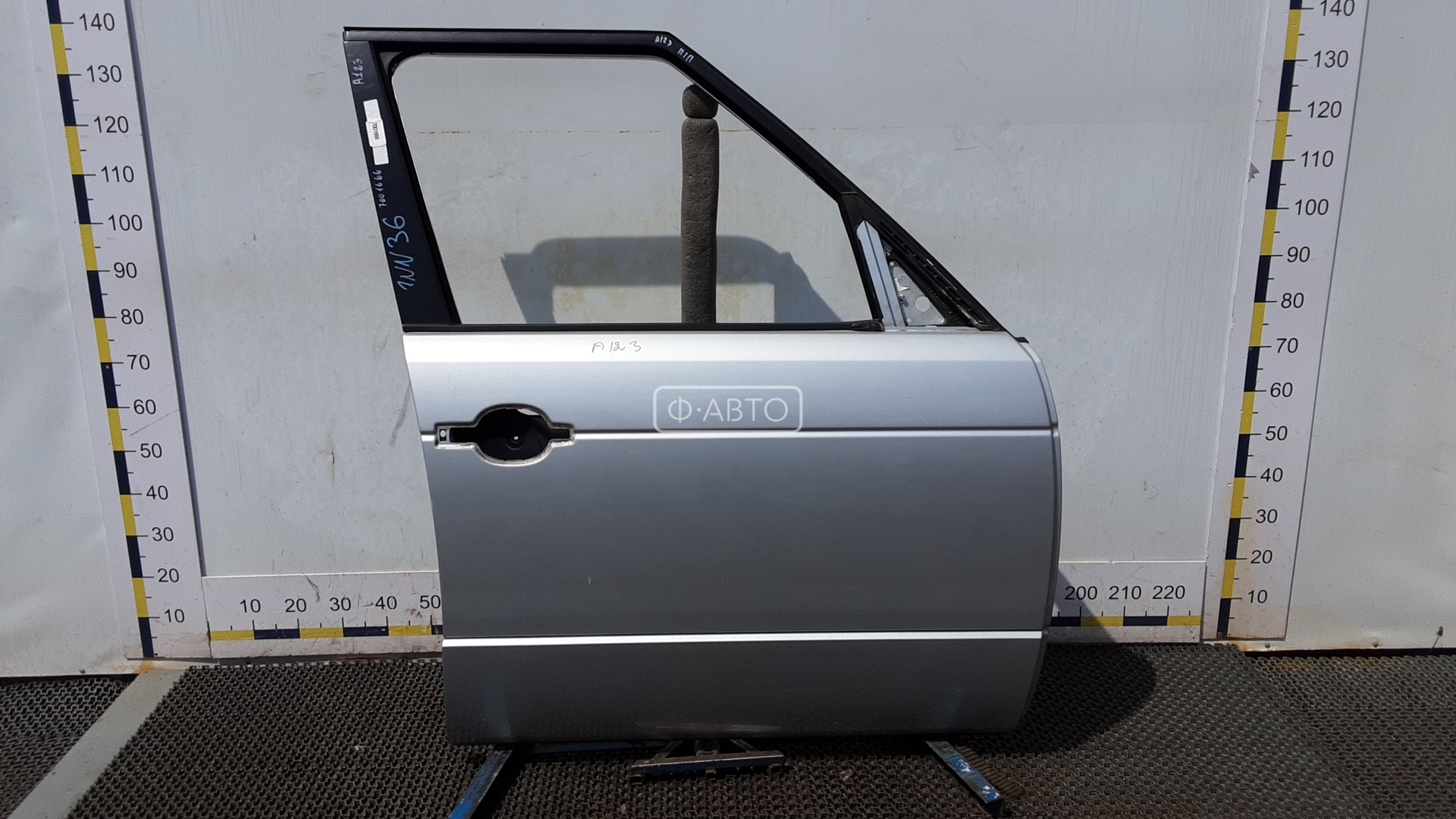 Дверь передняя правая