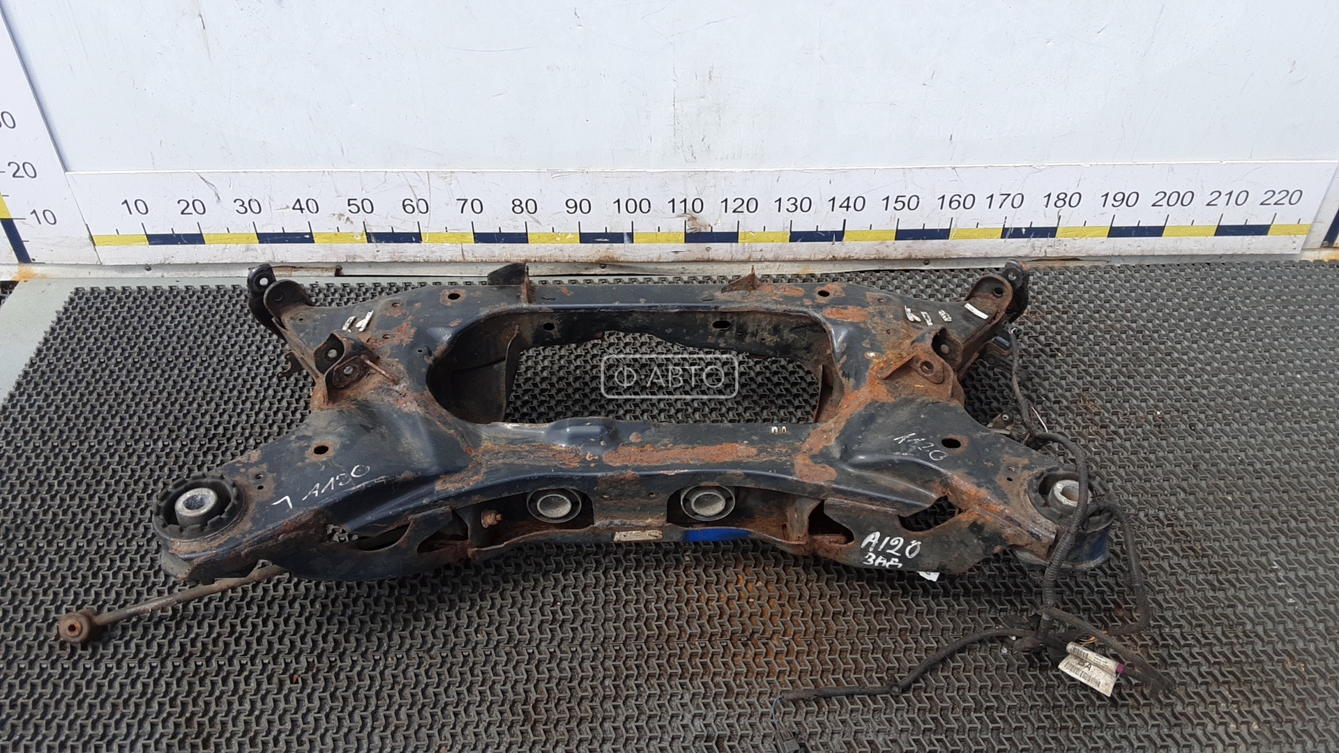 Балка задняя