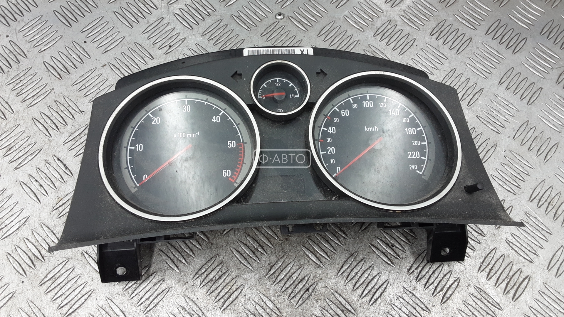 Щиток приборов