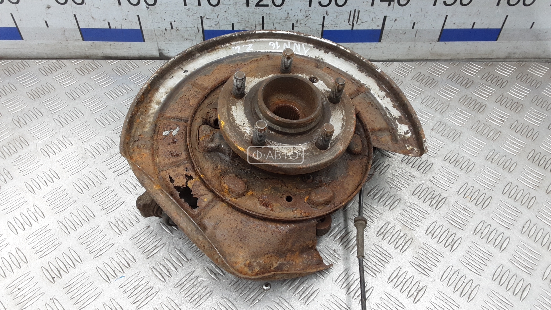 Ступица задняя левая