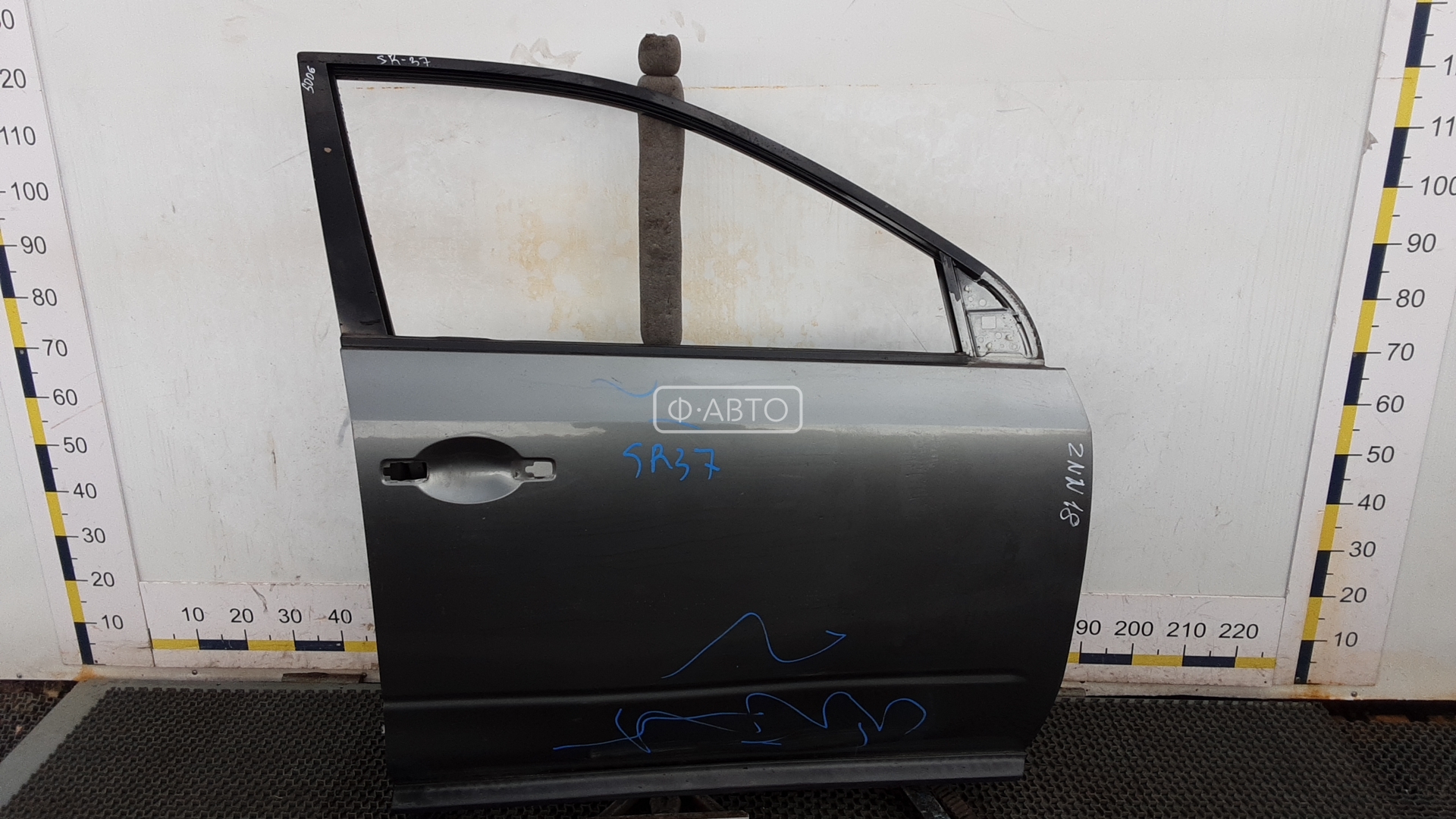 Дверь передняя правая