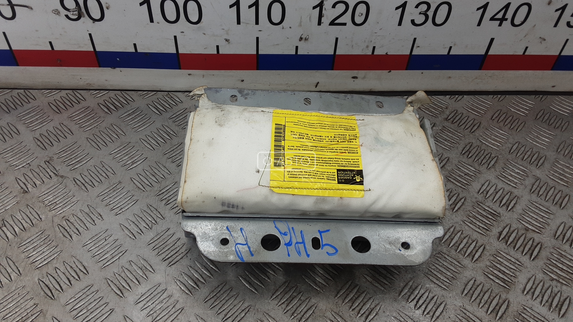 Подушка безопасности пассажира