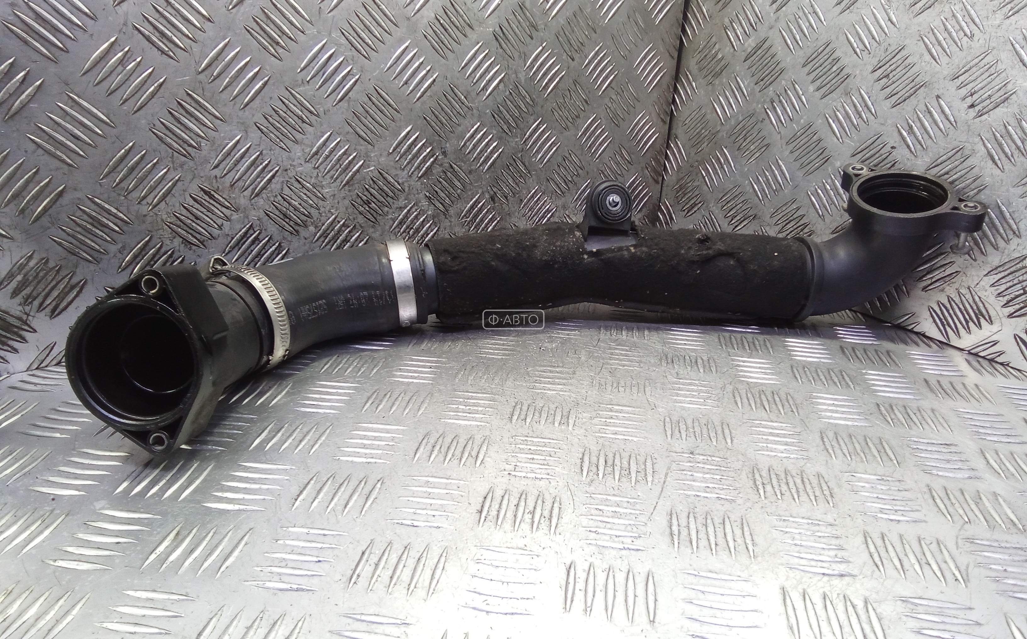 Патрубок интеркулера