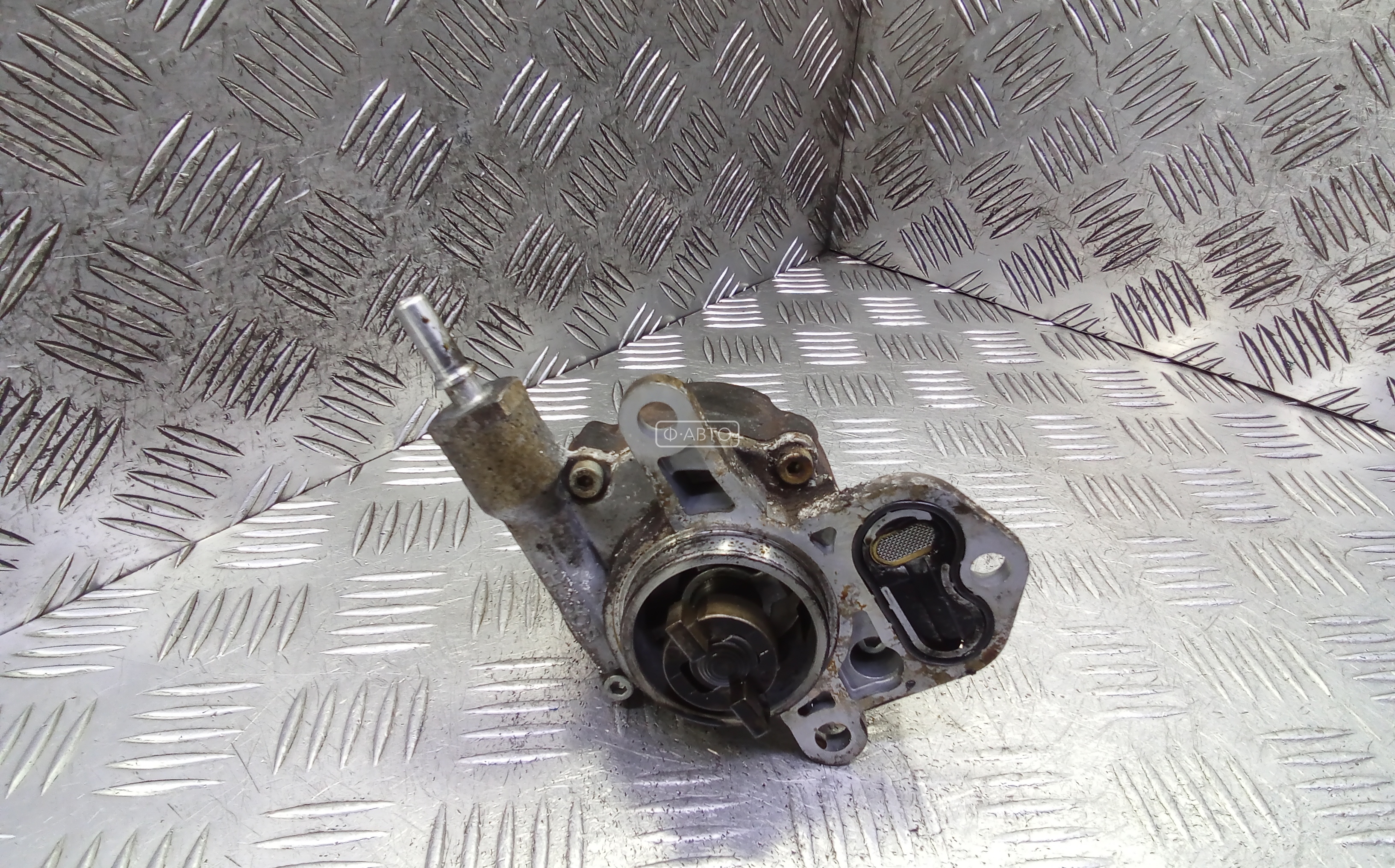 Насос вакуумный