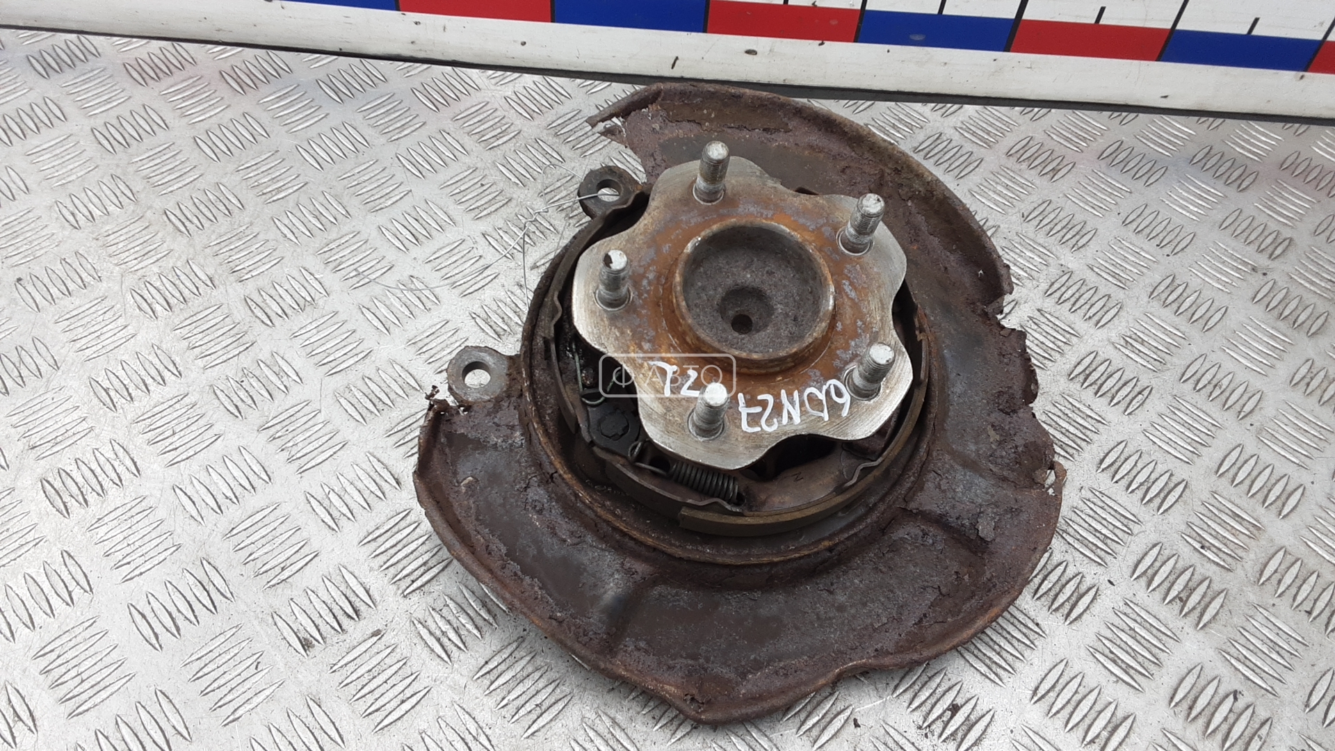 Ступица задняя левая