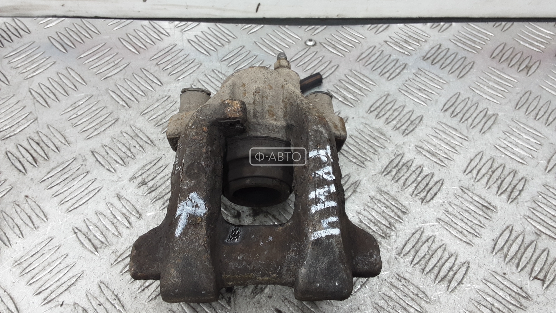 Суппорт тормозной задний правый