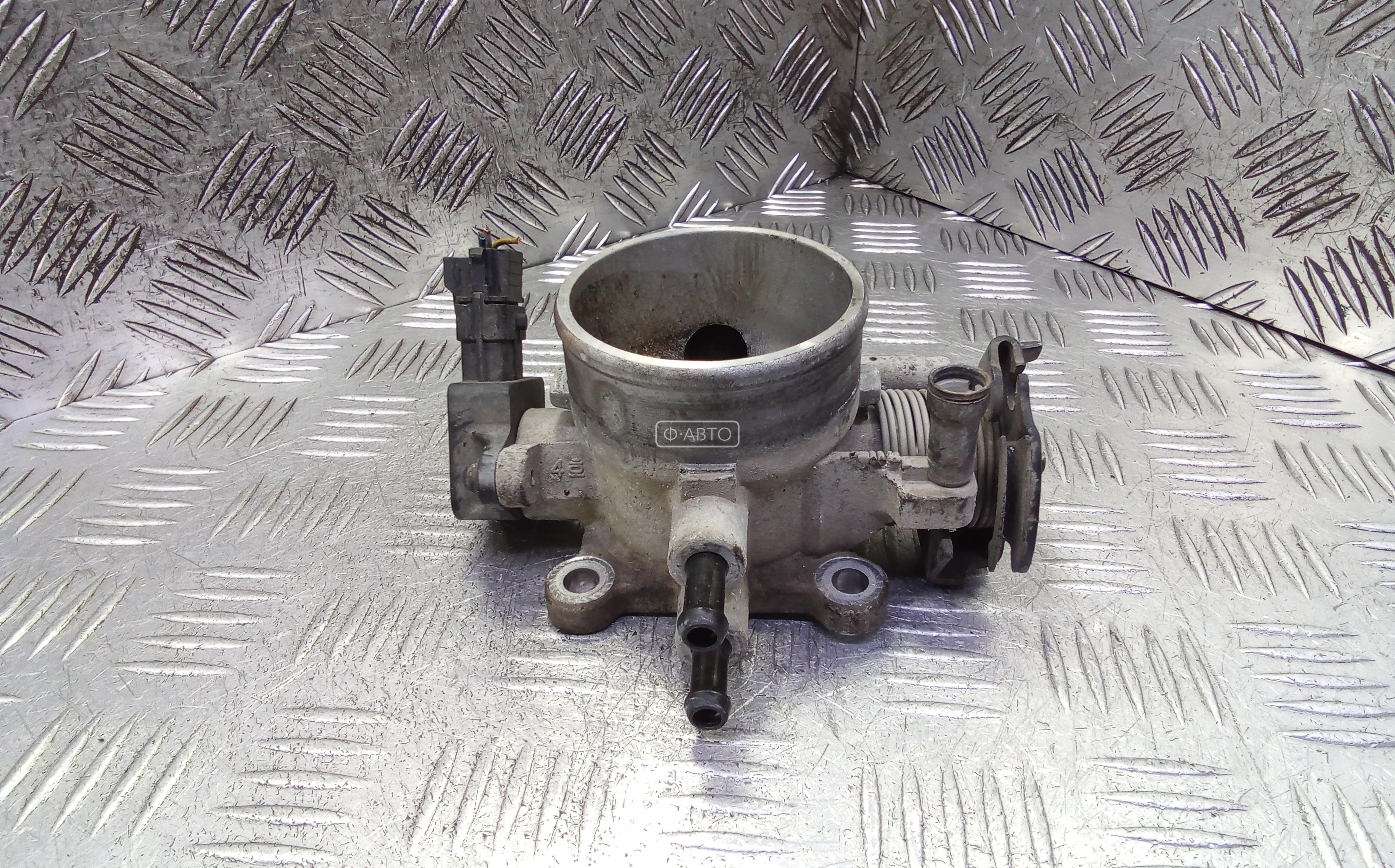 Дроссельная заслонка бензиновая