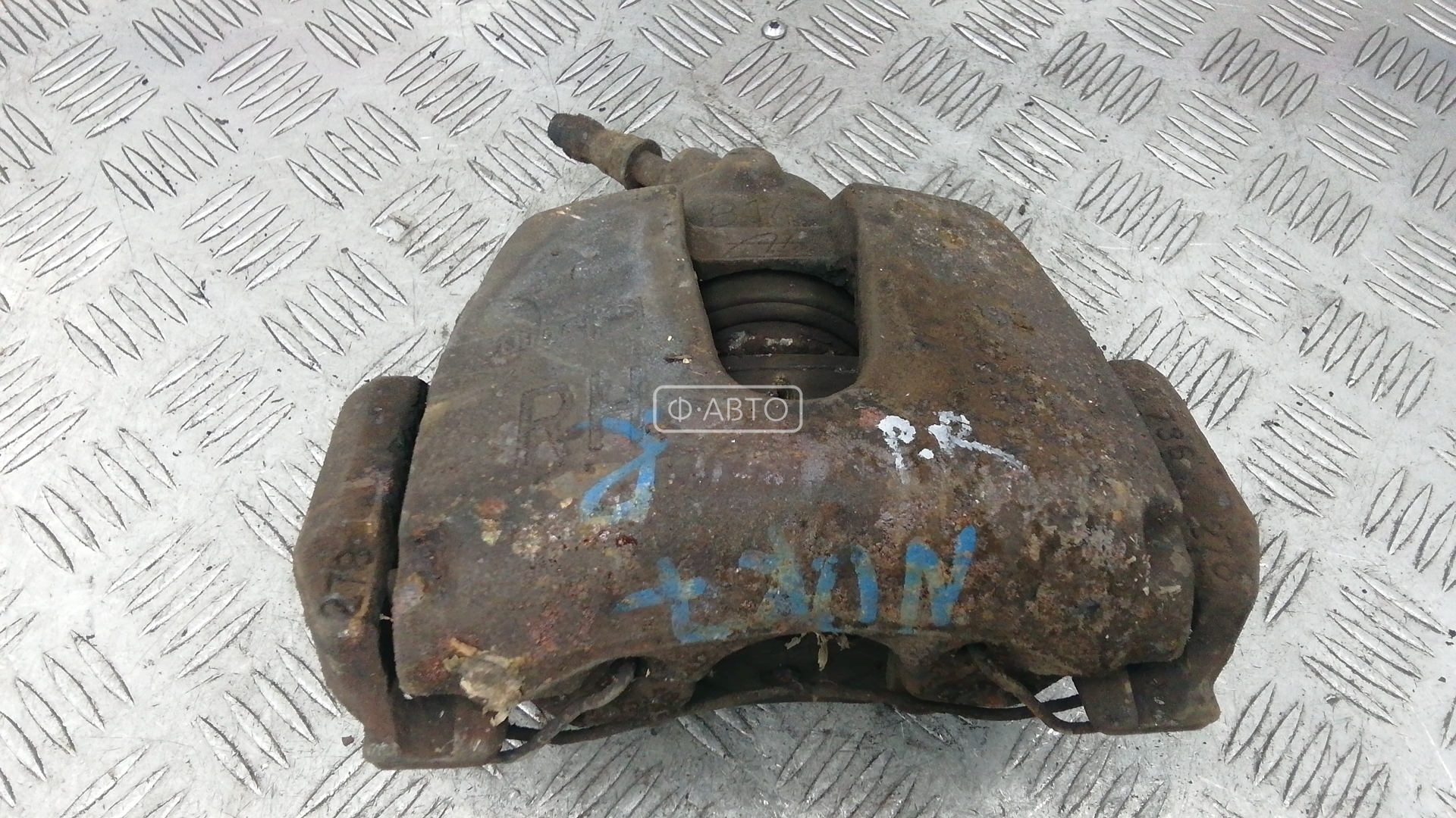 Суппорт тормозной передний правый