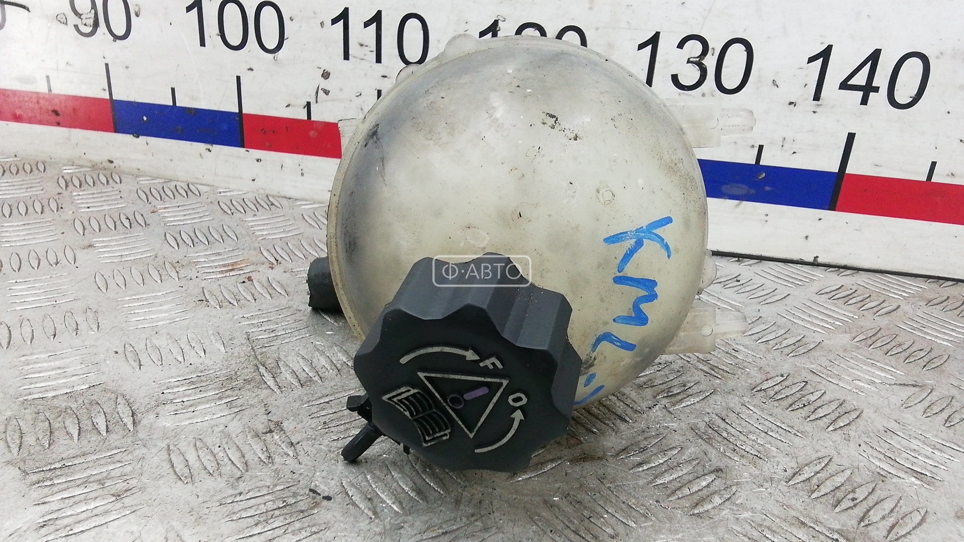 Бачок расширительный