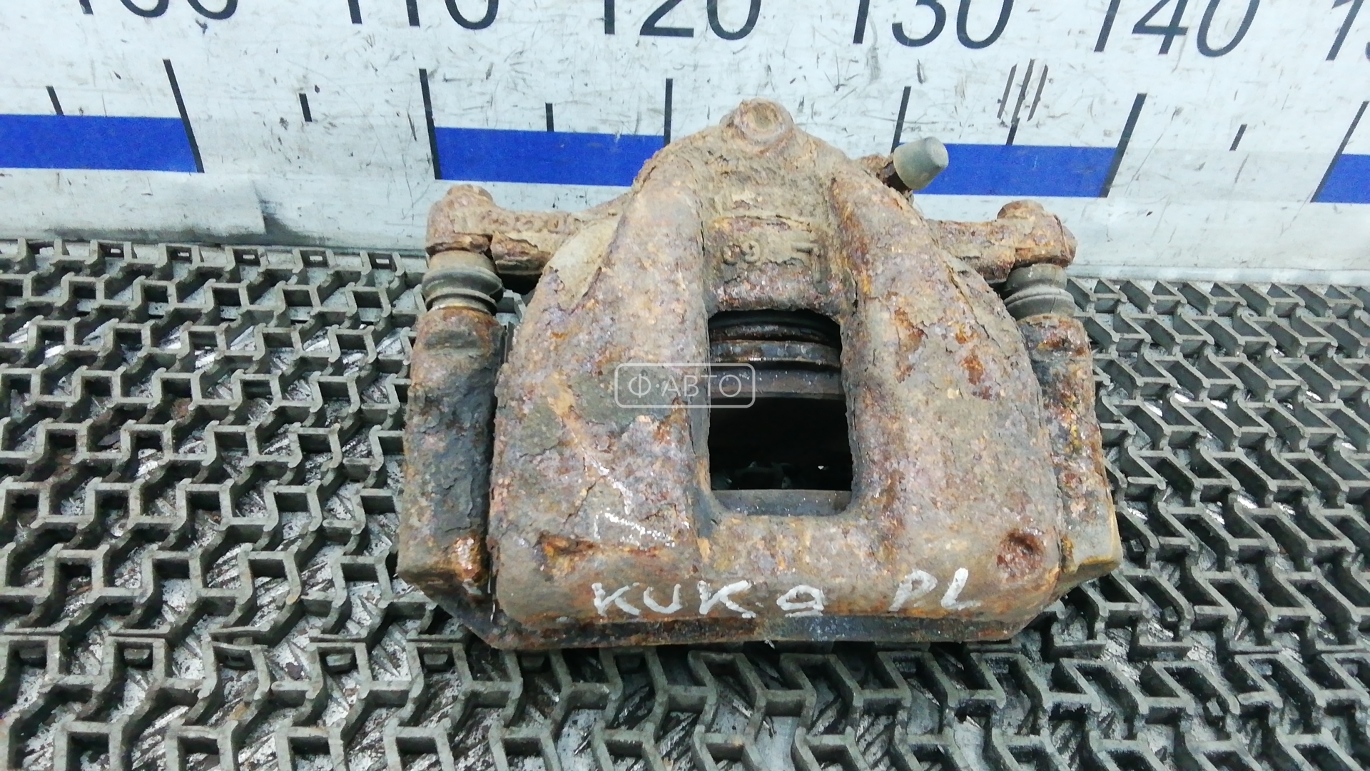 Суппорт тормозной передний левый