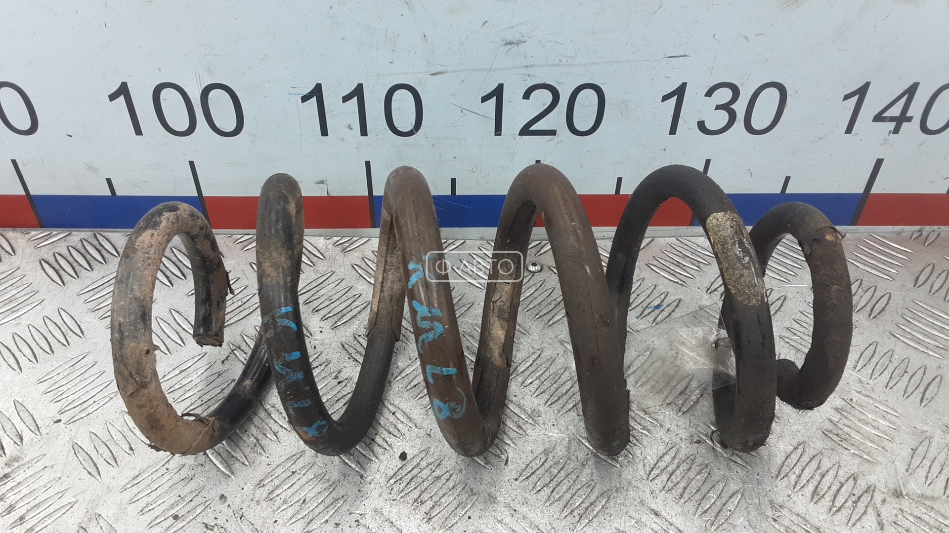 Пружина задняя