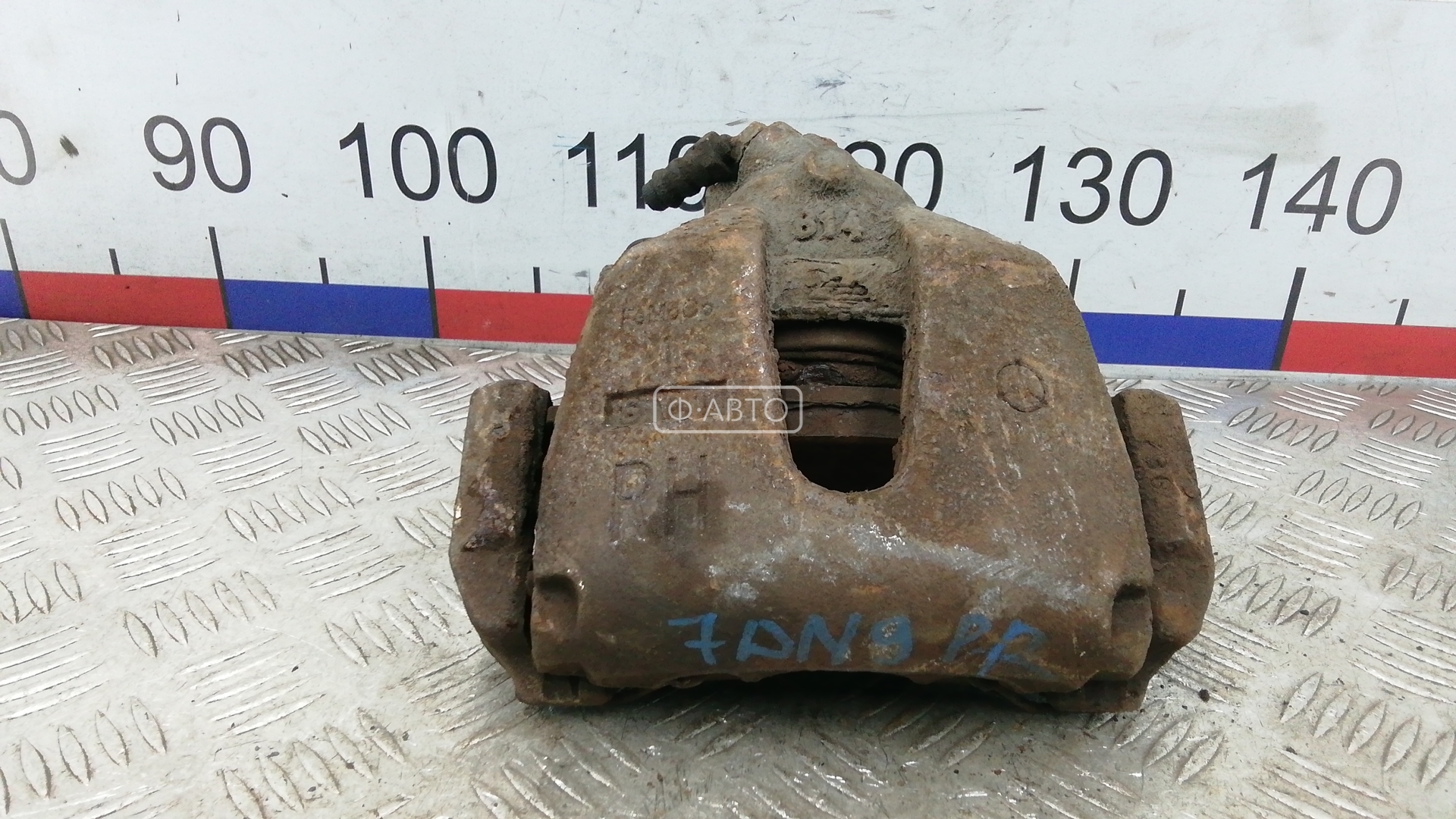 Суппорт тормозной передний правый