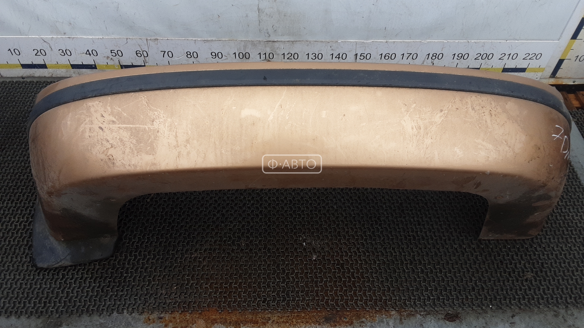 Бампер задний