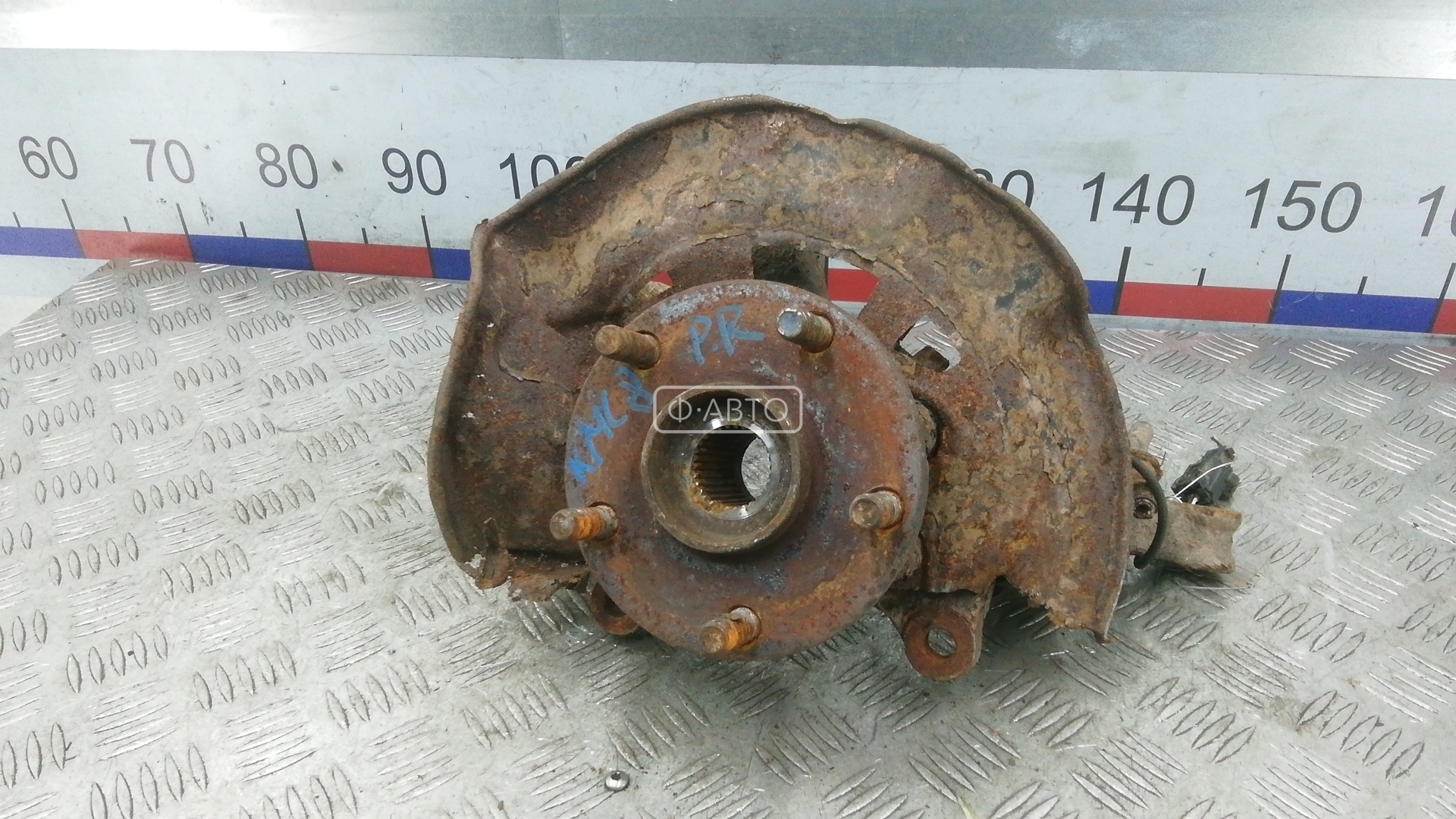 Ступица передняя правая