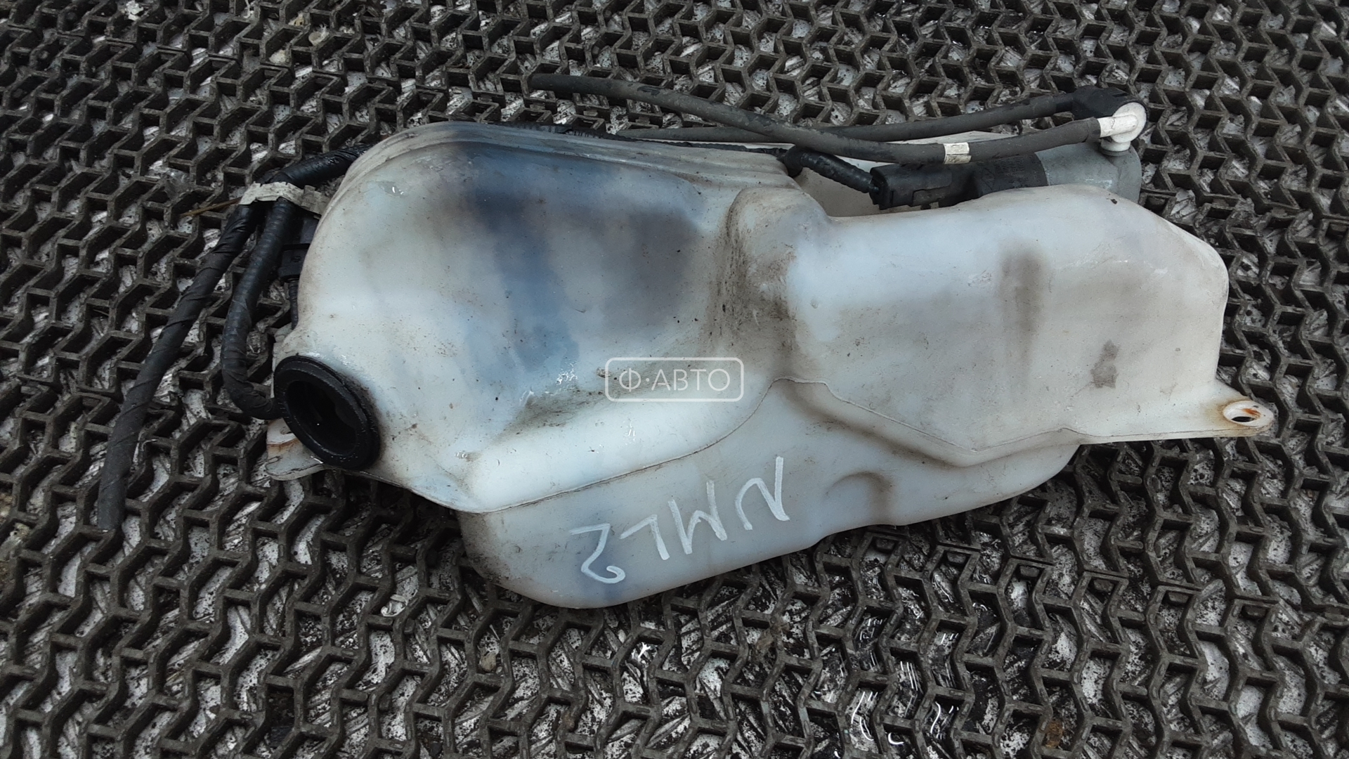 Бачок омывателя