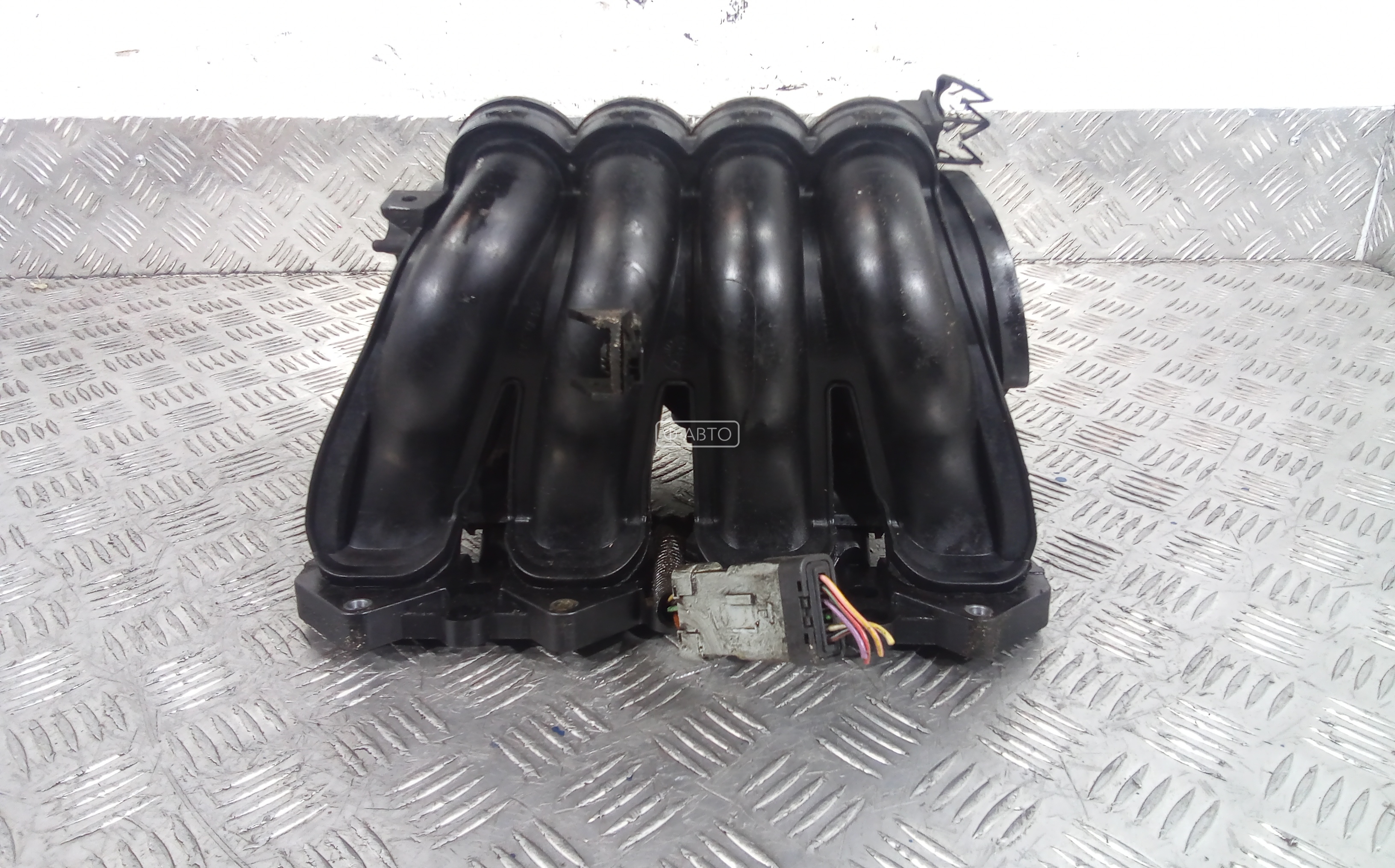 Впускной коллектор бензиновый