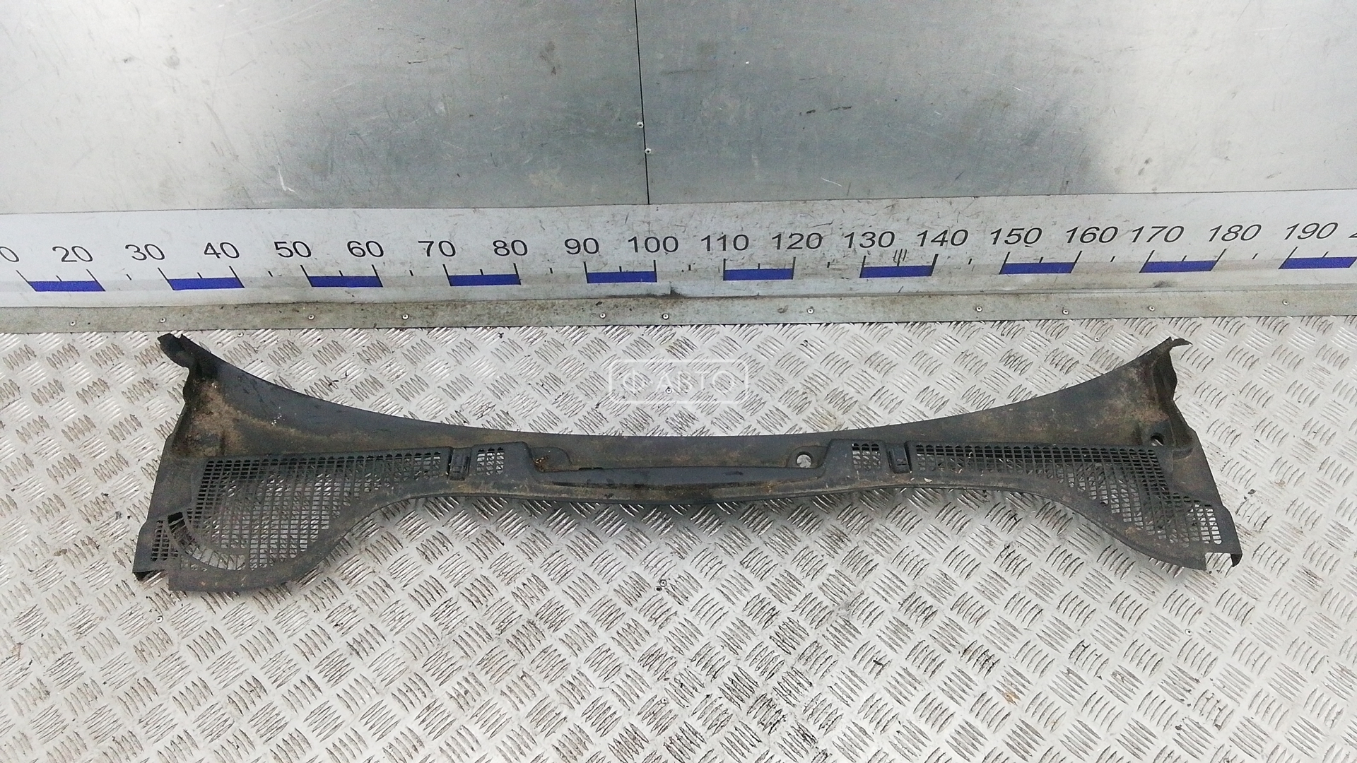 Накладка декоративная (жабо, дождевик)