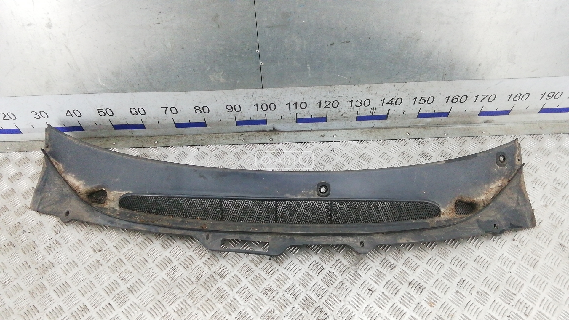 Накладка декоративная (жабо, дождевик)