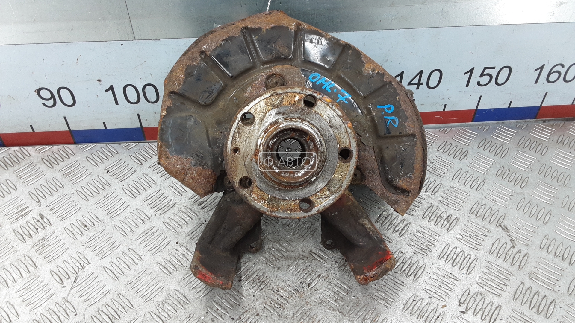 Ступица передняя правая