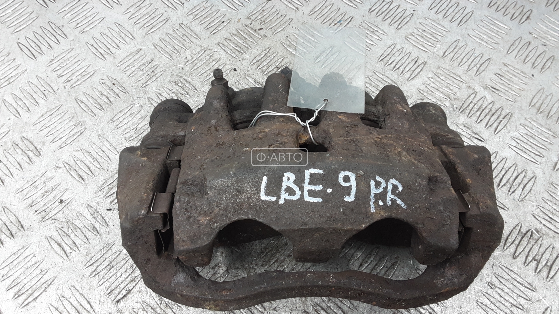 Суппорт тормозной передний правый