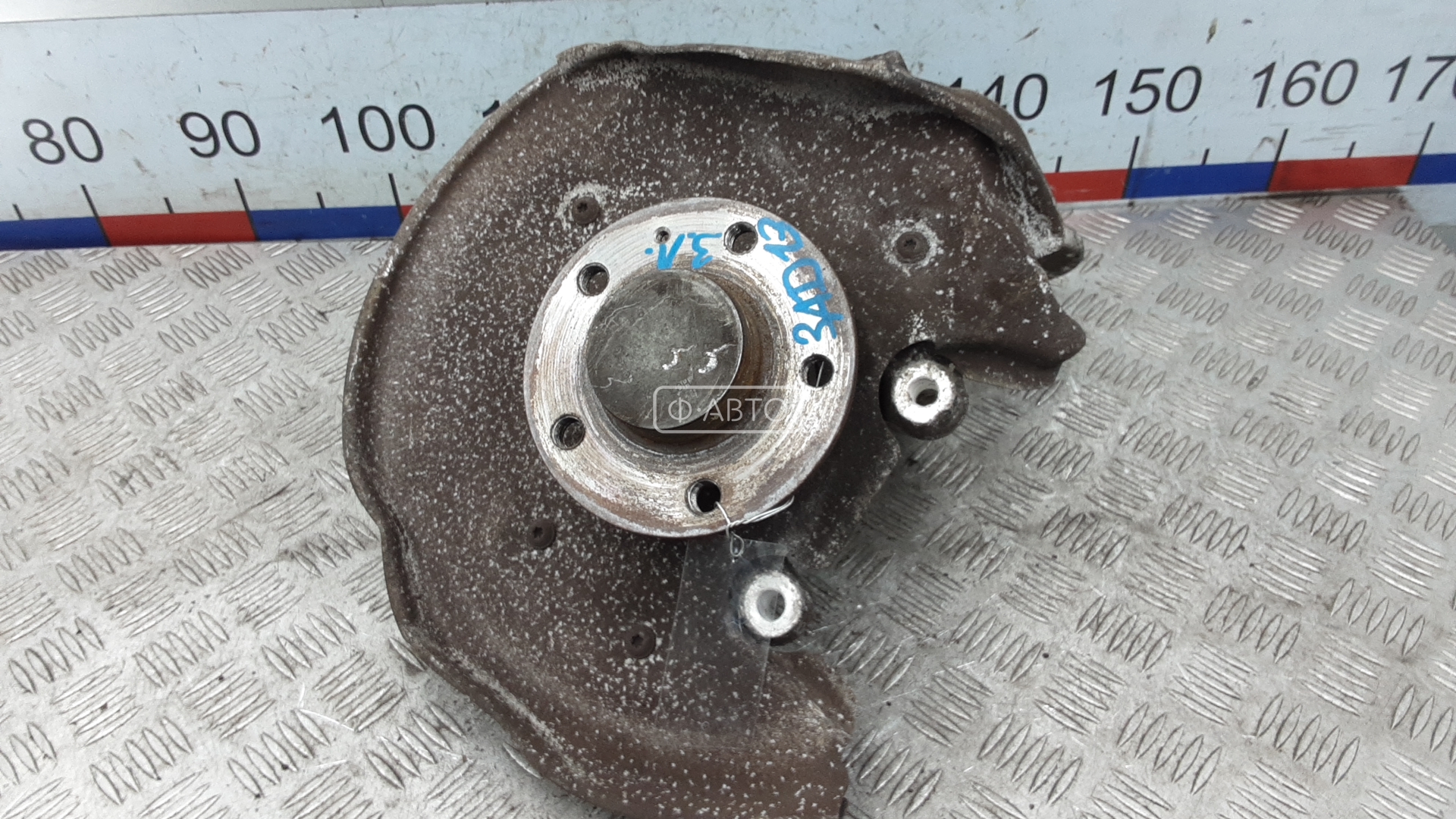 Ступица задняя левая