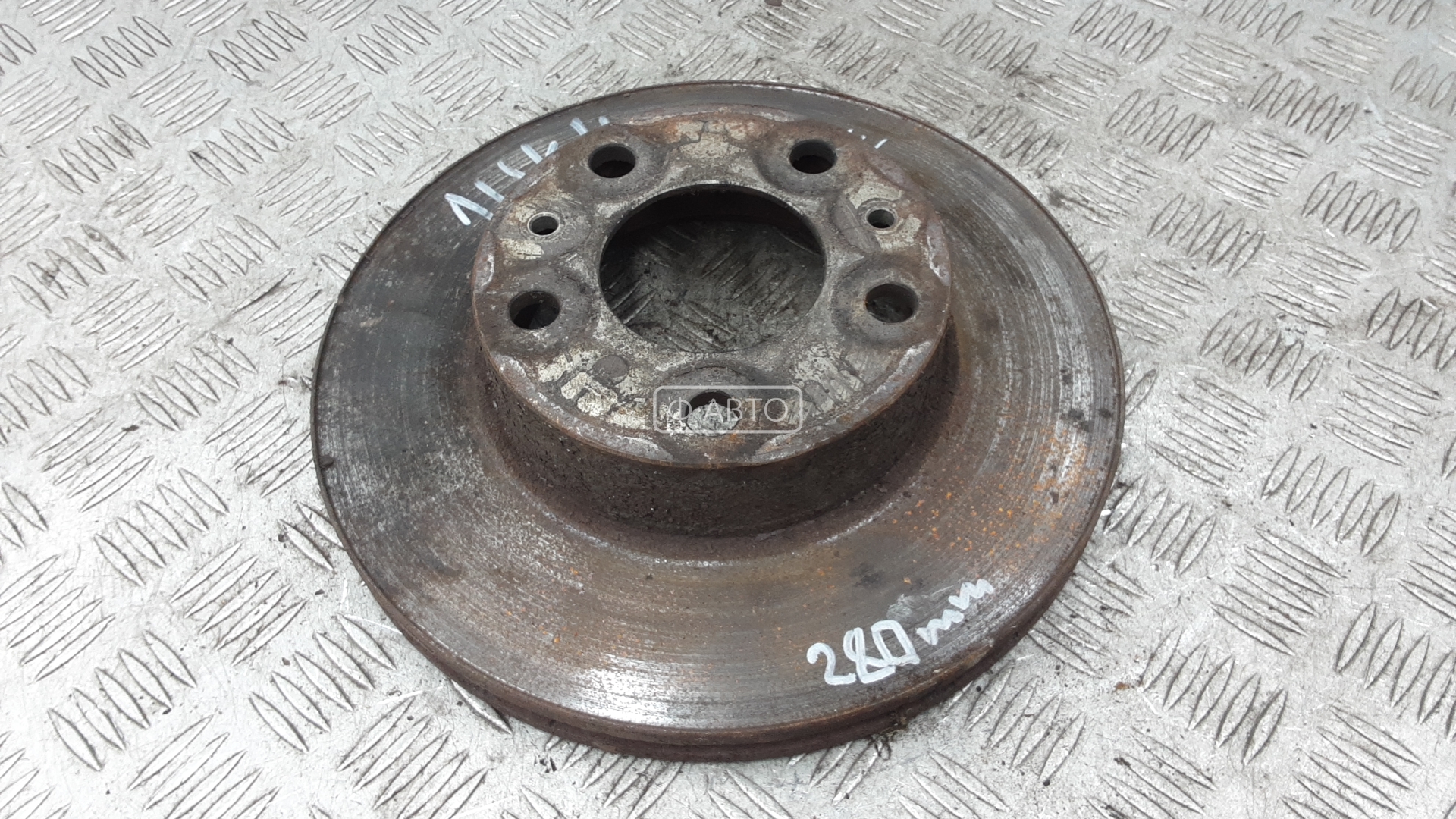 Диск тормозной передний