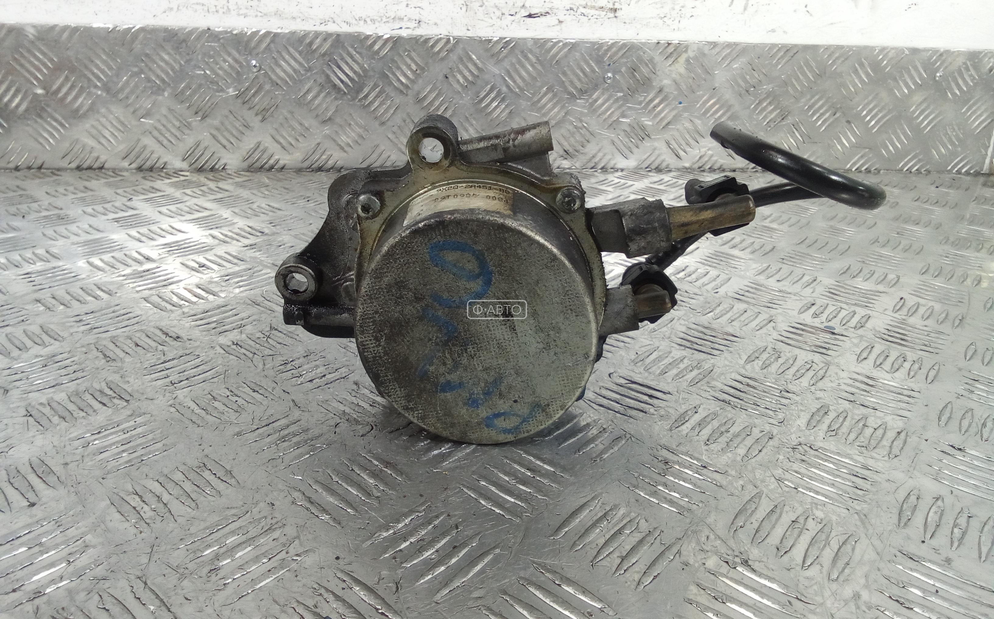 Насос вакуумный