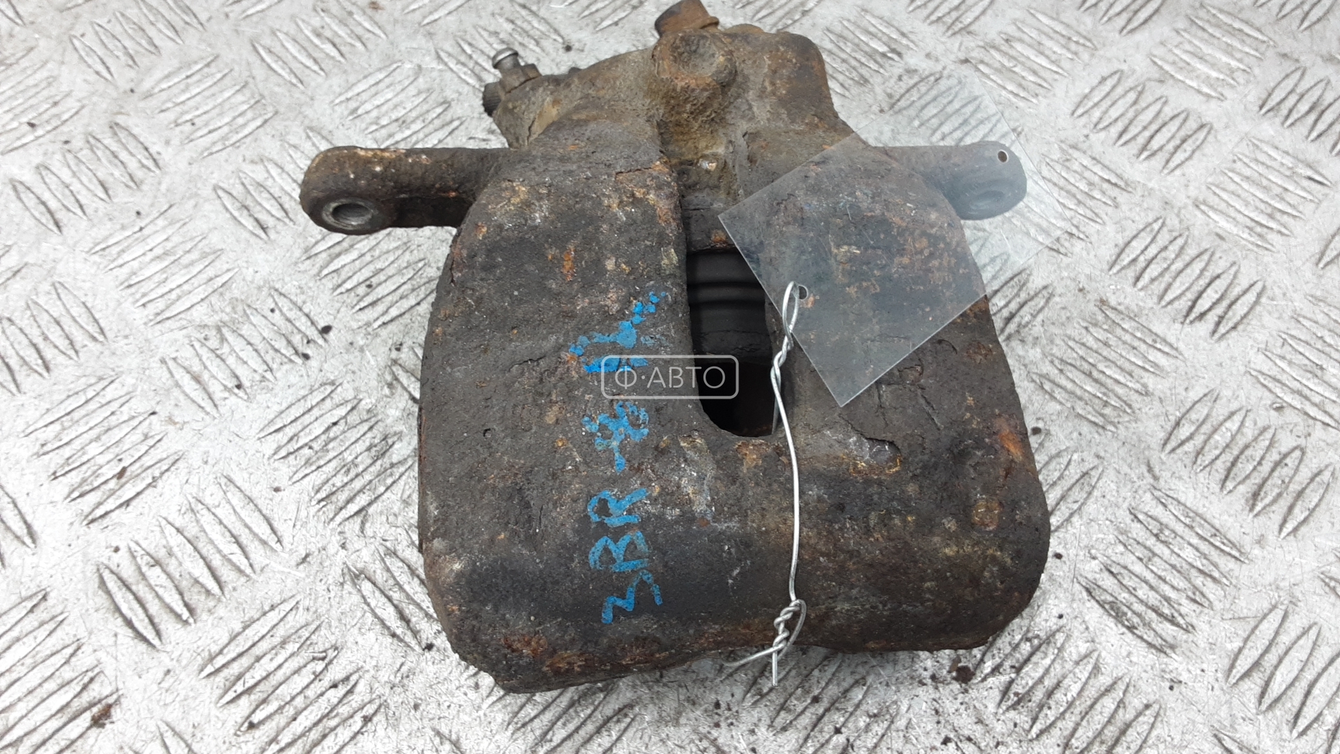 Суппорт тормозной передний правый