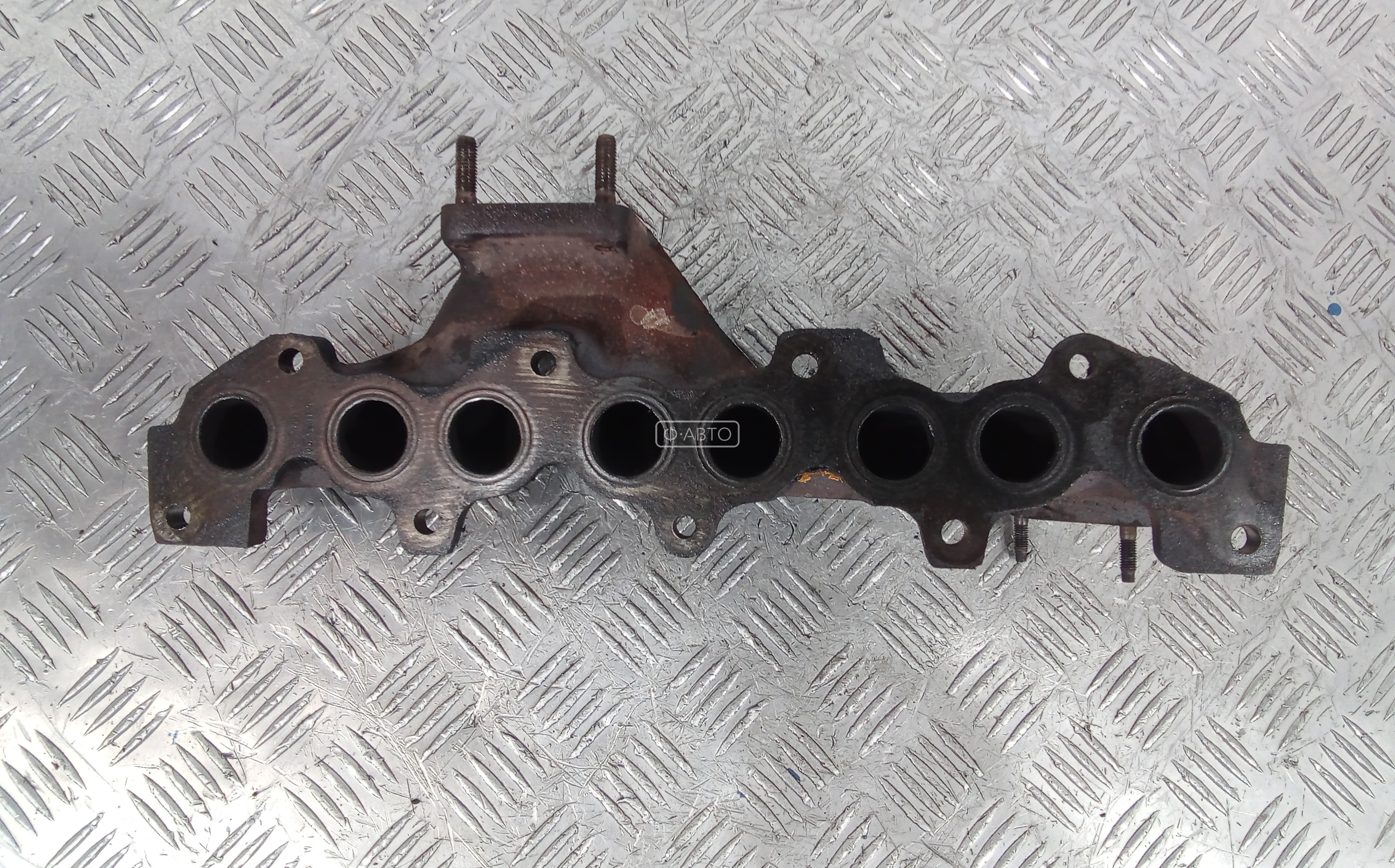 Выпускной коллектор дизельный