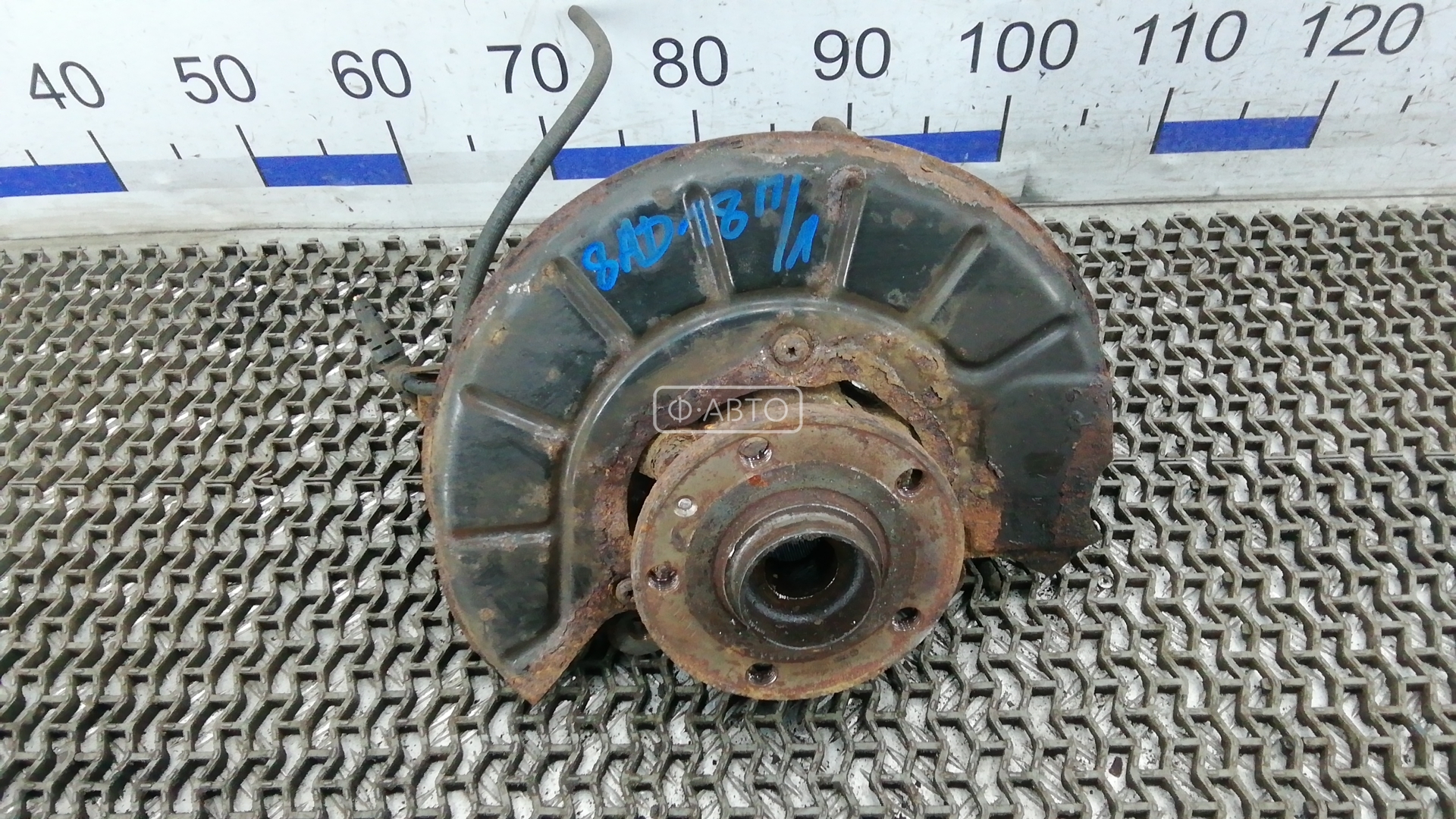 Ступица передняя левая