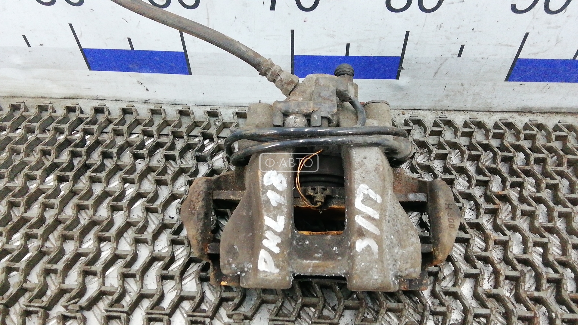 Суппорт тормозной задний правый