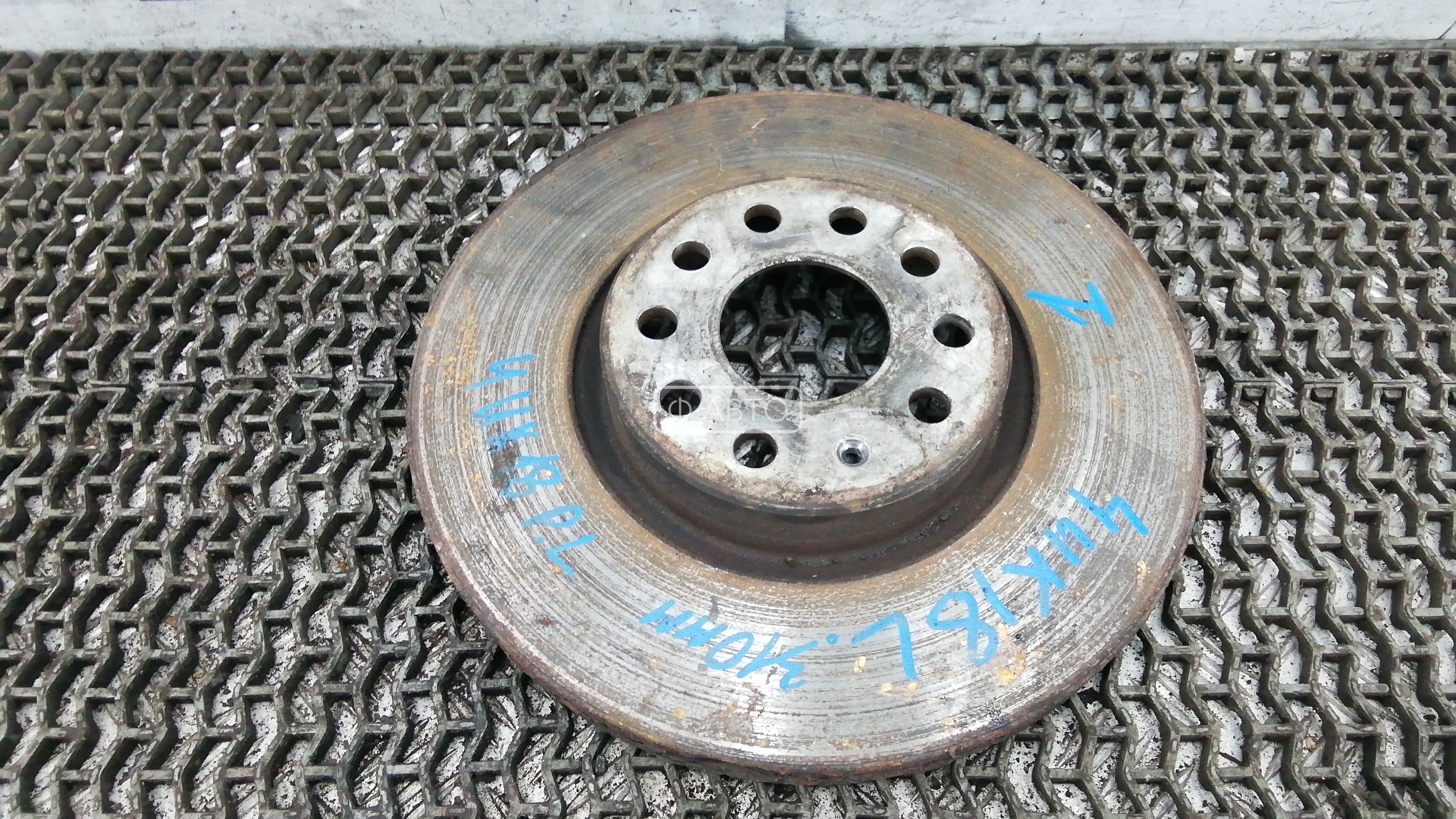 Диск тормозной передний