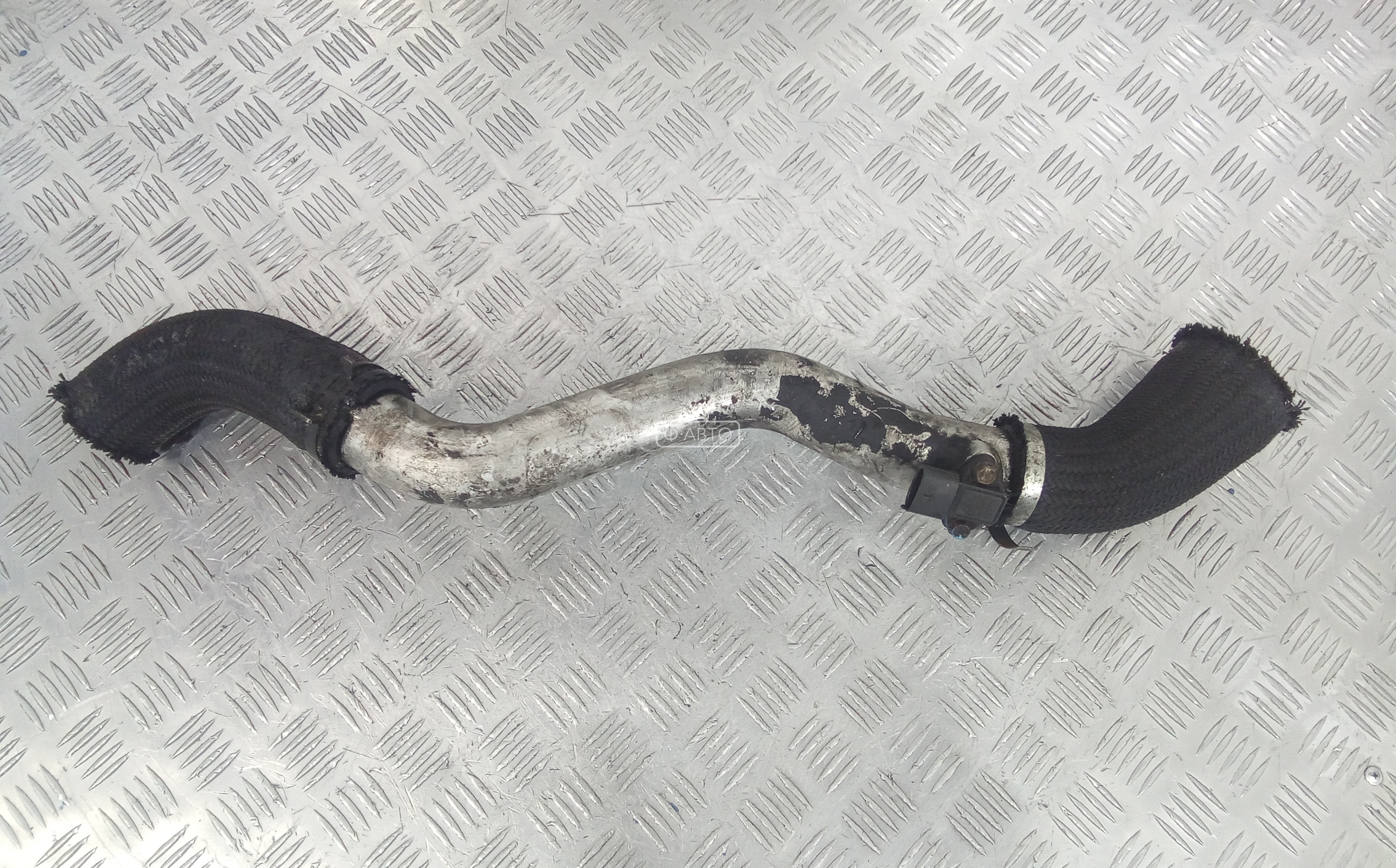 Патрубок интеркулера